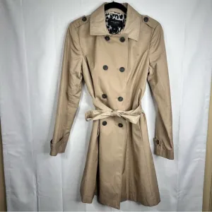 Ann Taylor trench coat neutral tan minimalism traditional classic old money