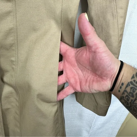 Ann Taylor trench coat neutral tan minimalism traditional classic old money