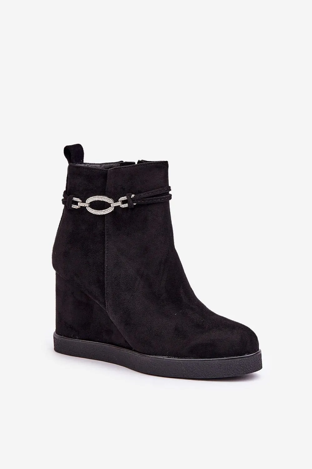 Buskin boots