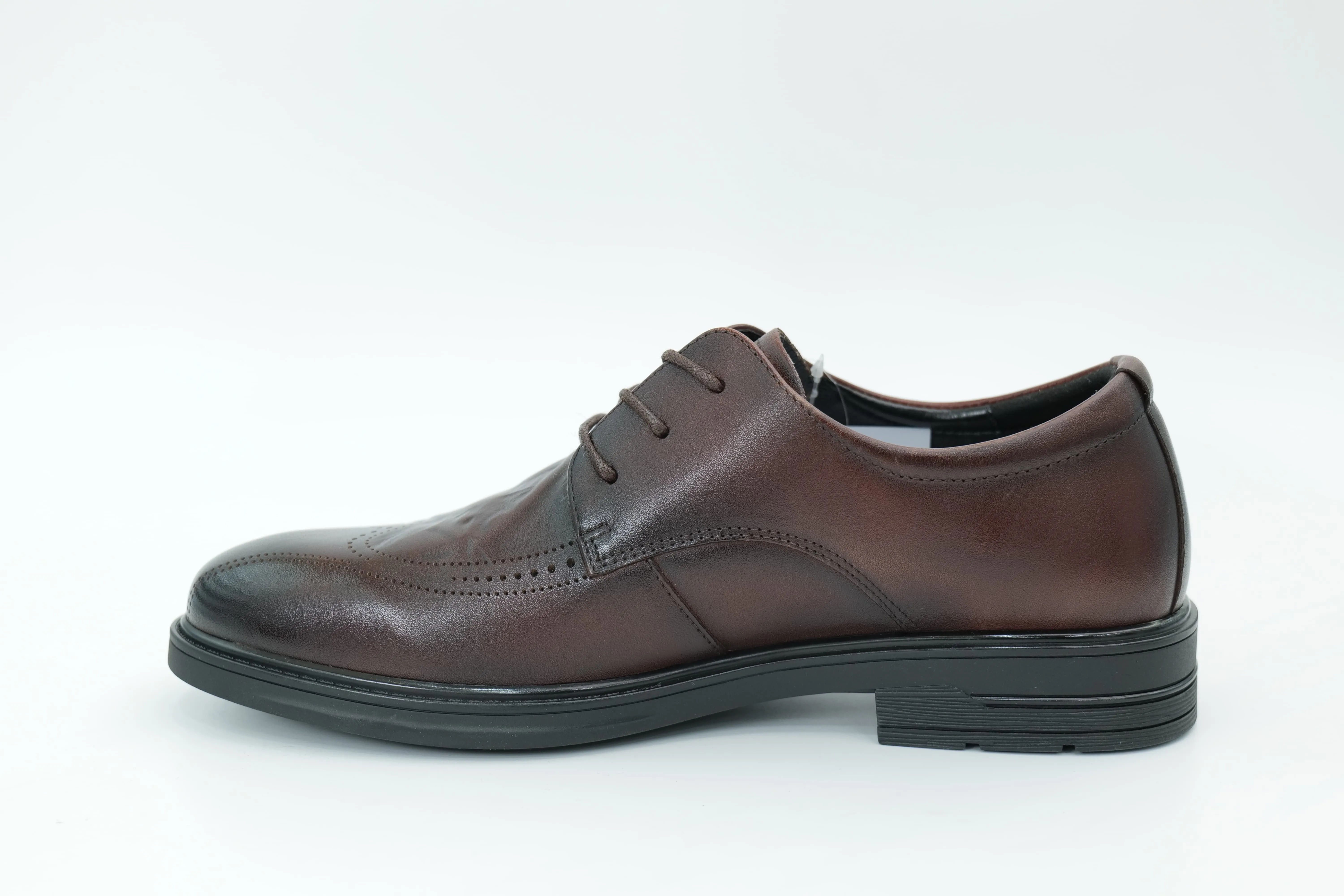 Casual shoes
