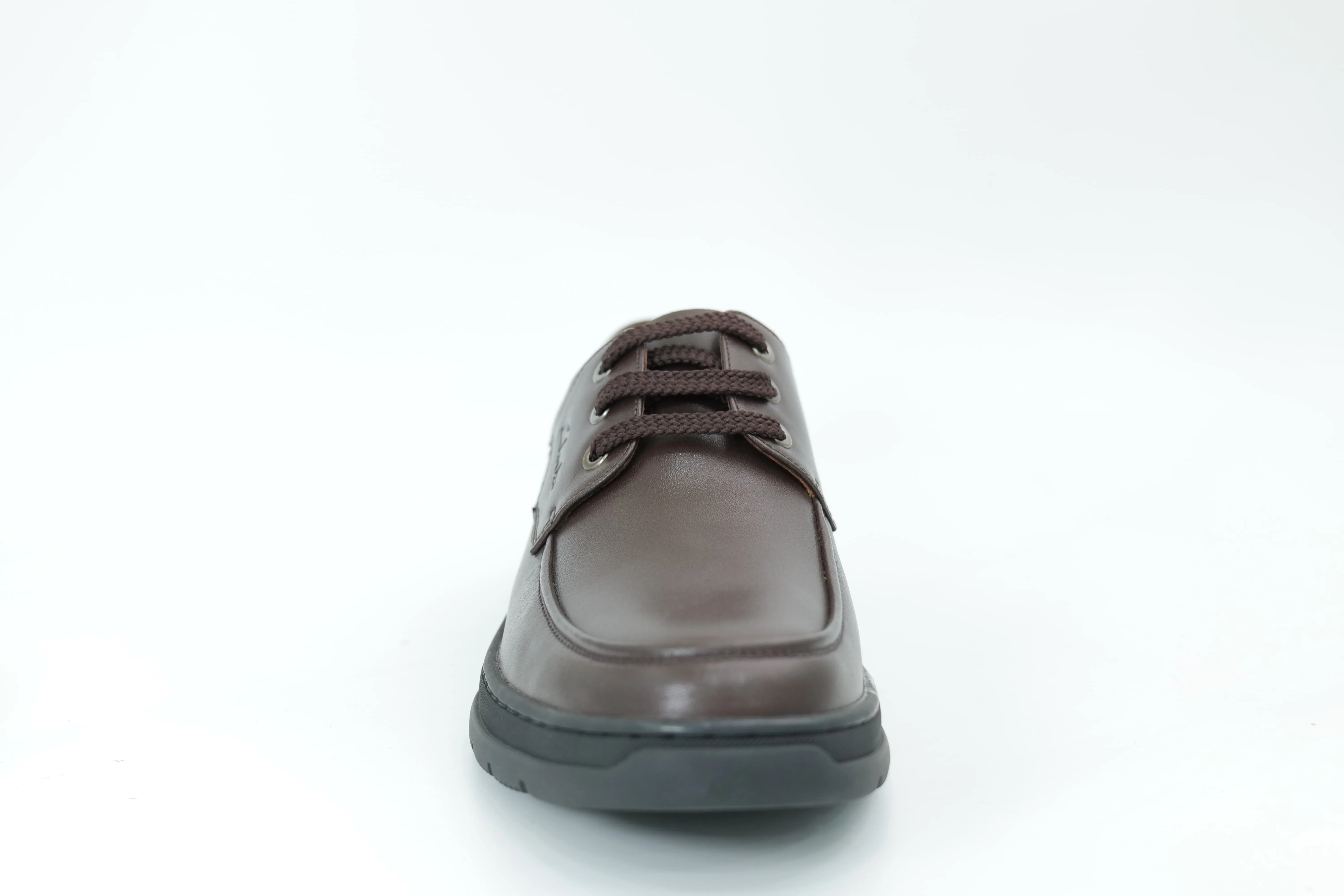 Casual shoes