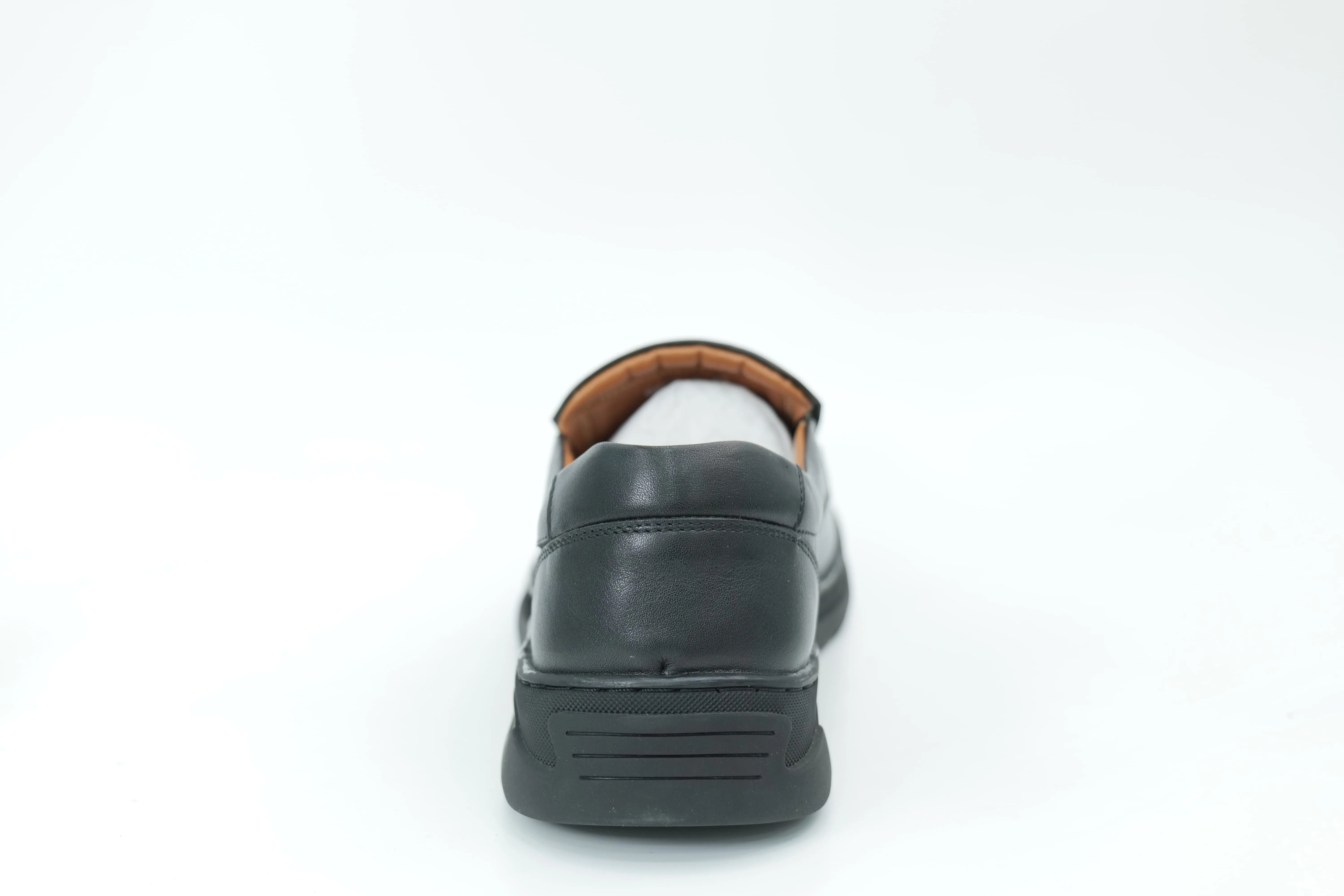 Casual shoes