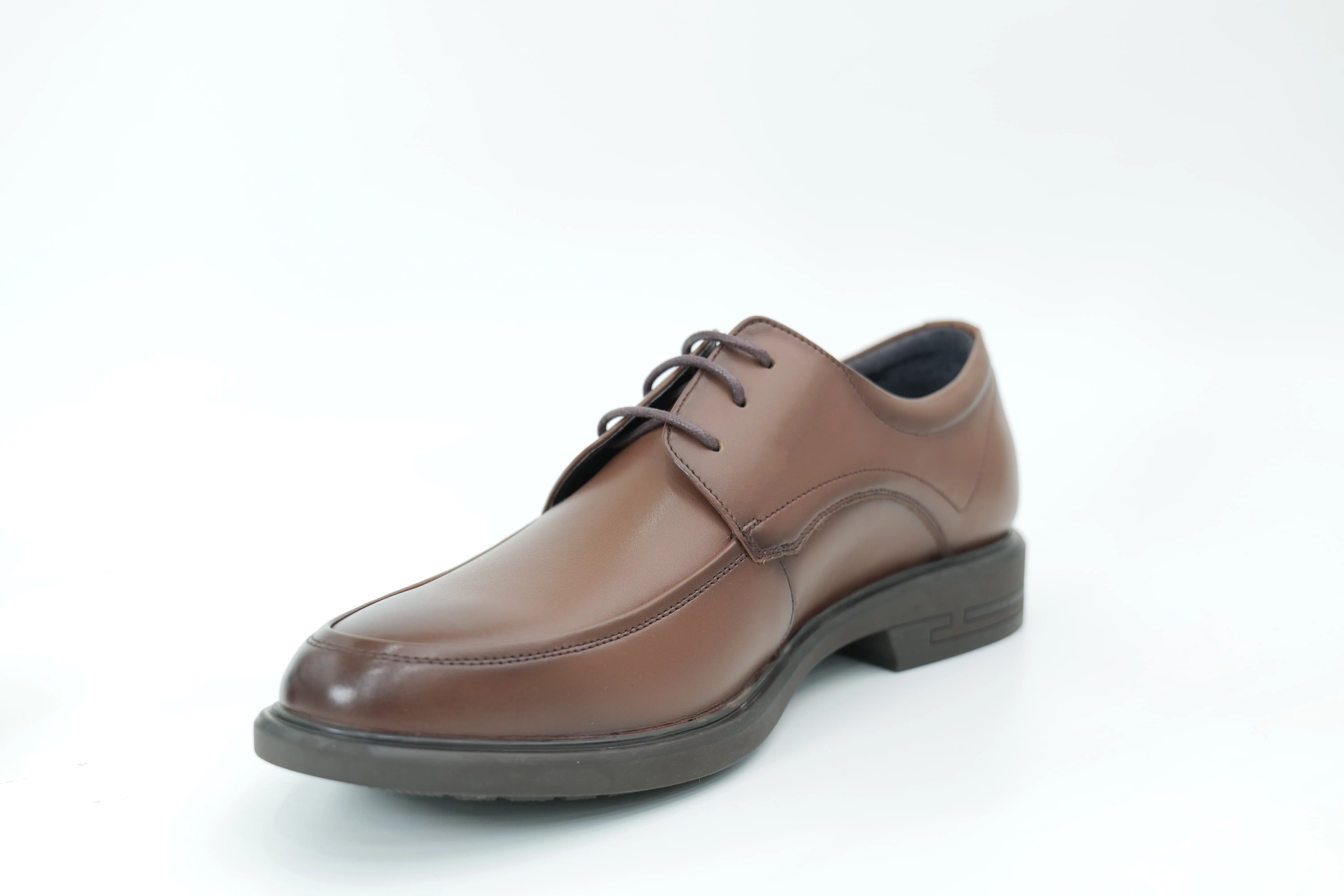 Casual shoes