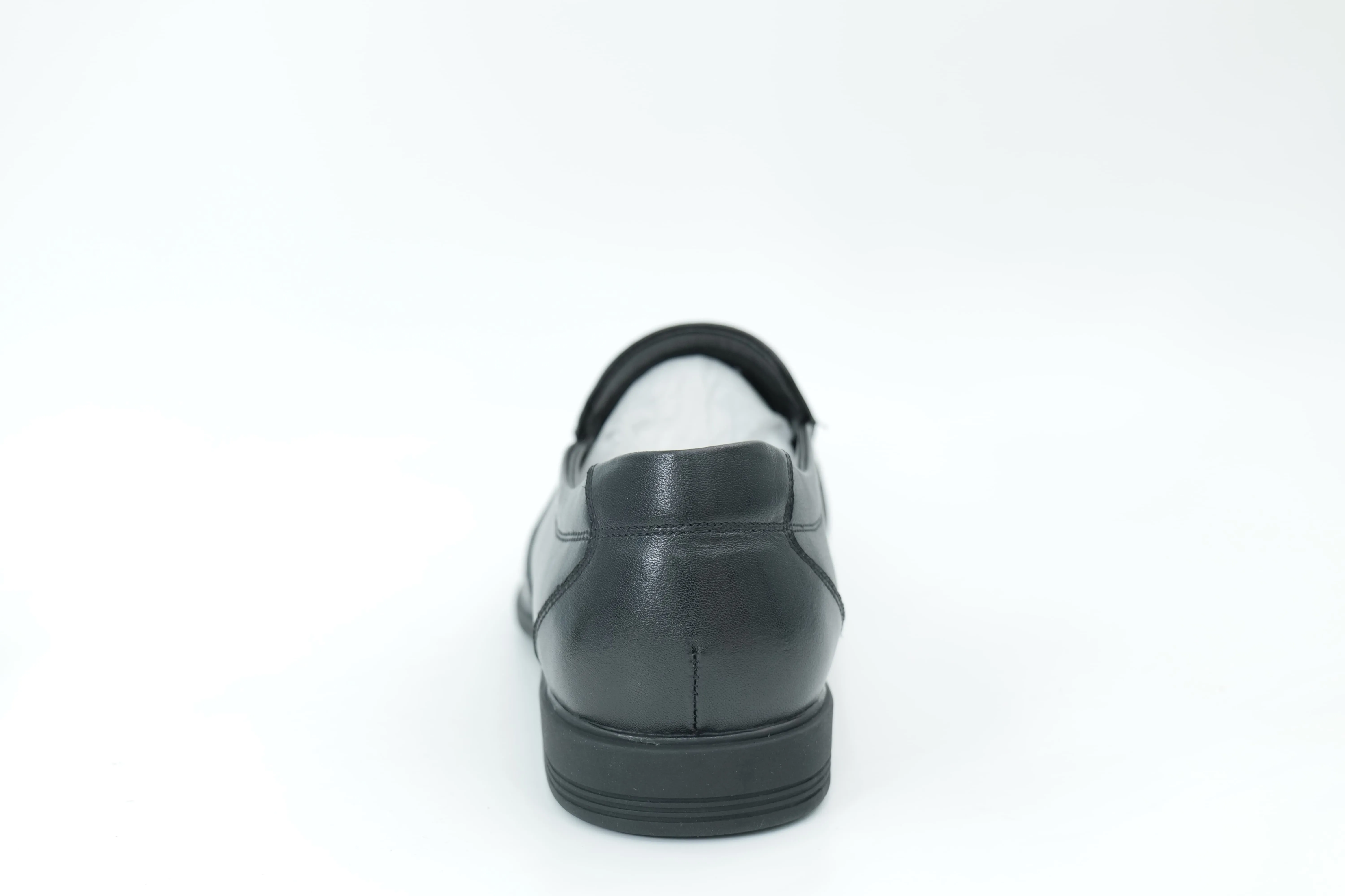 Casual shoes