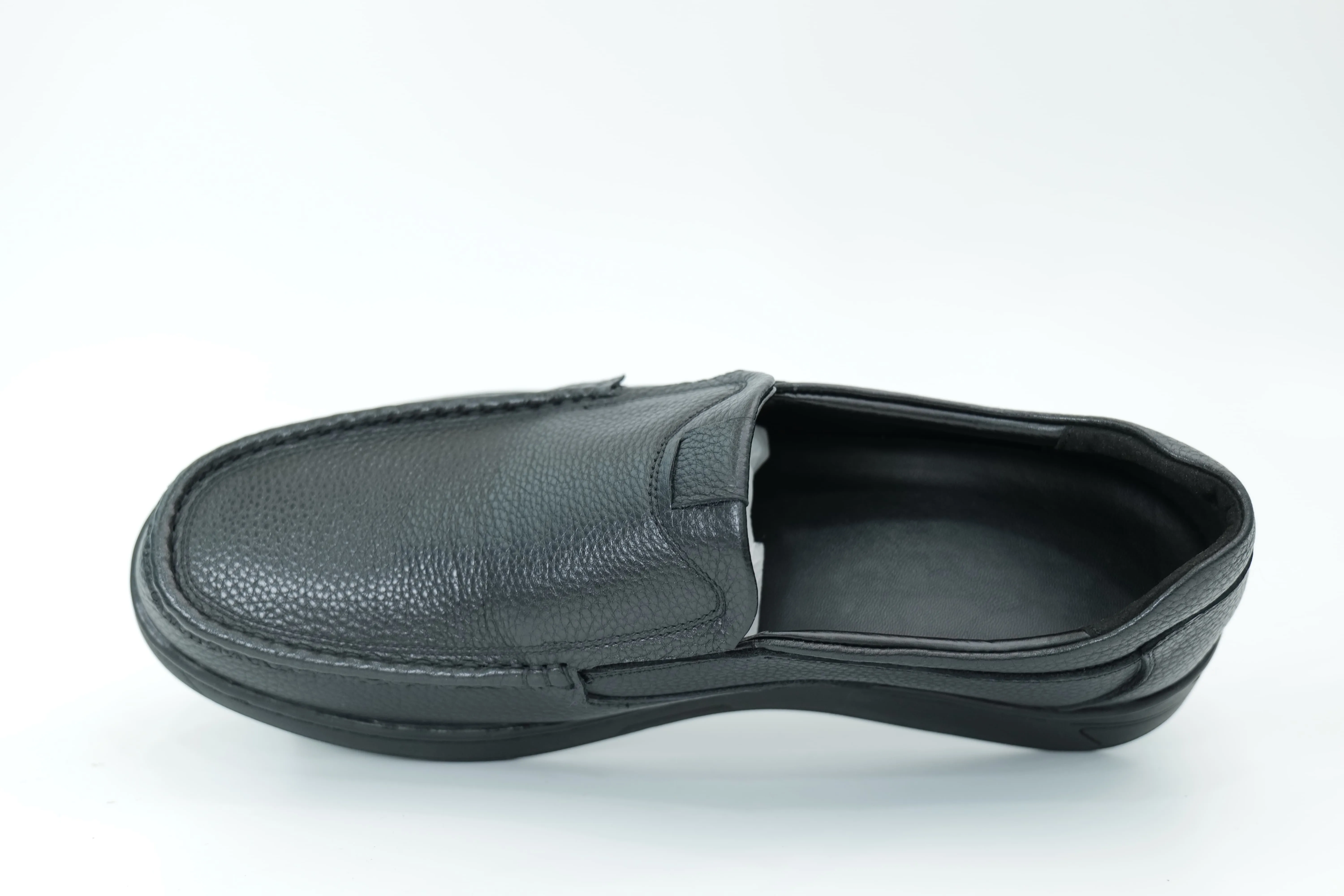 Casual shoes