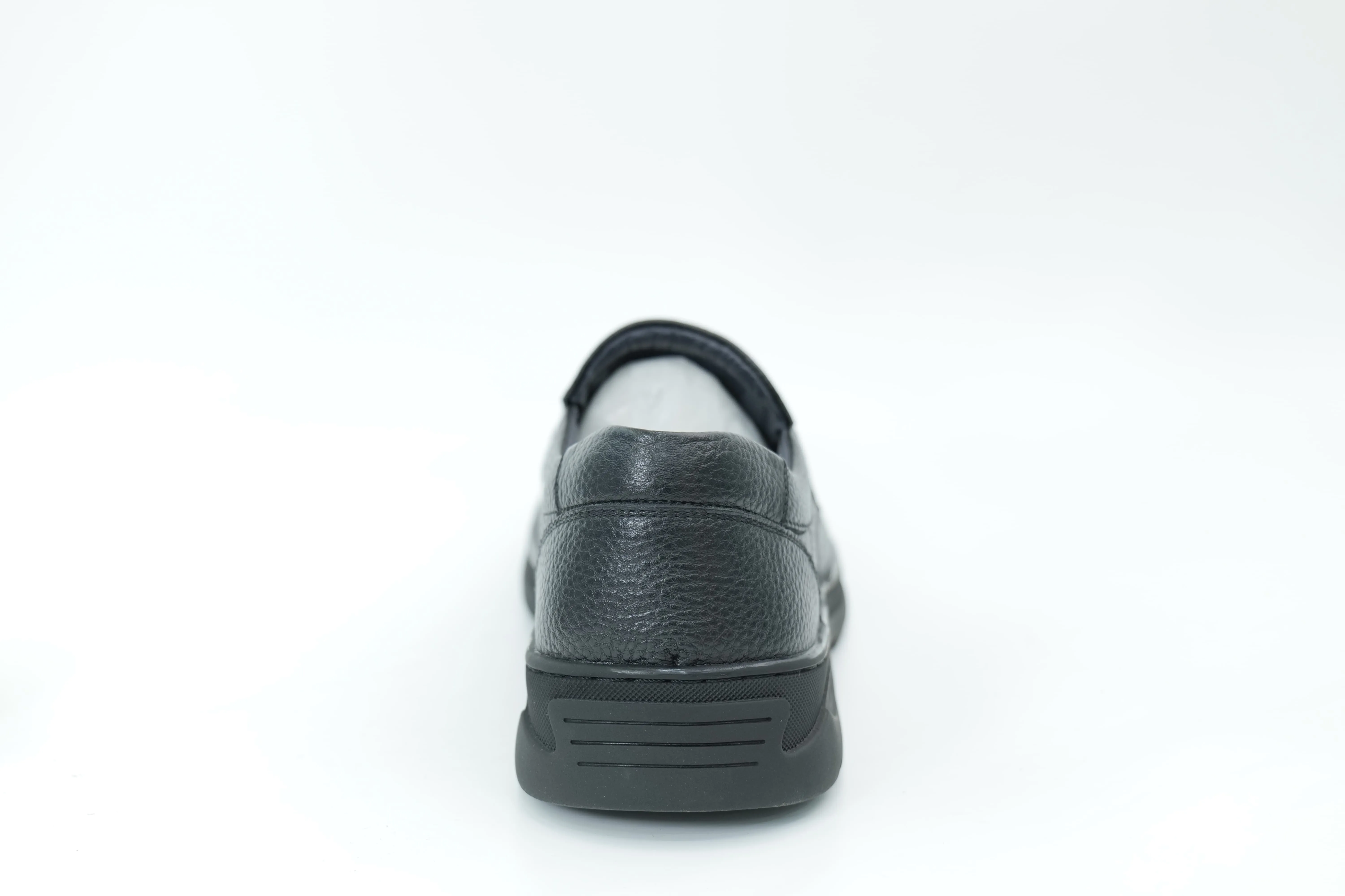 Casual shoes