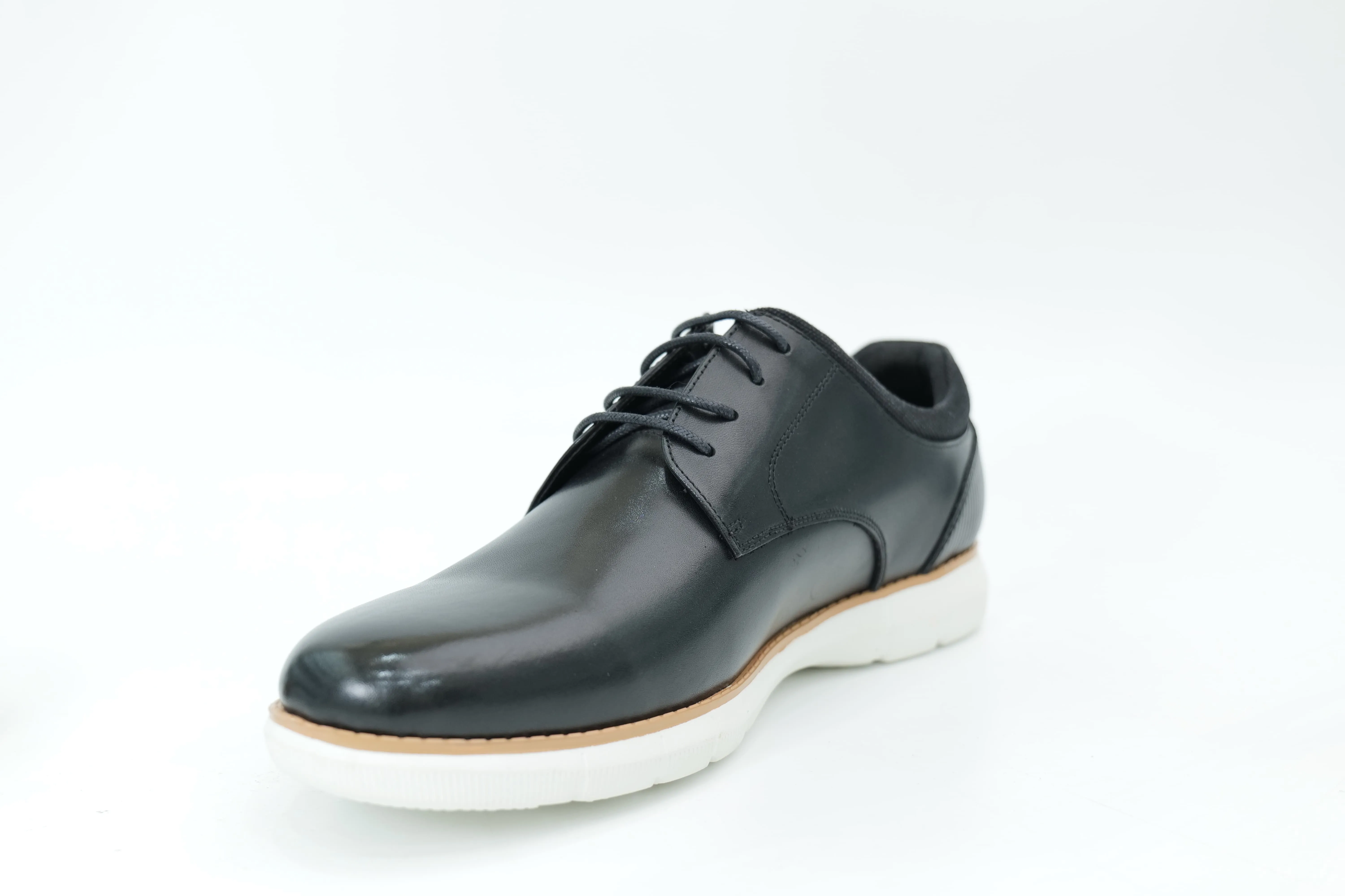 Casual shoes