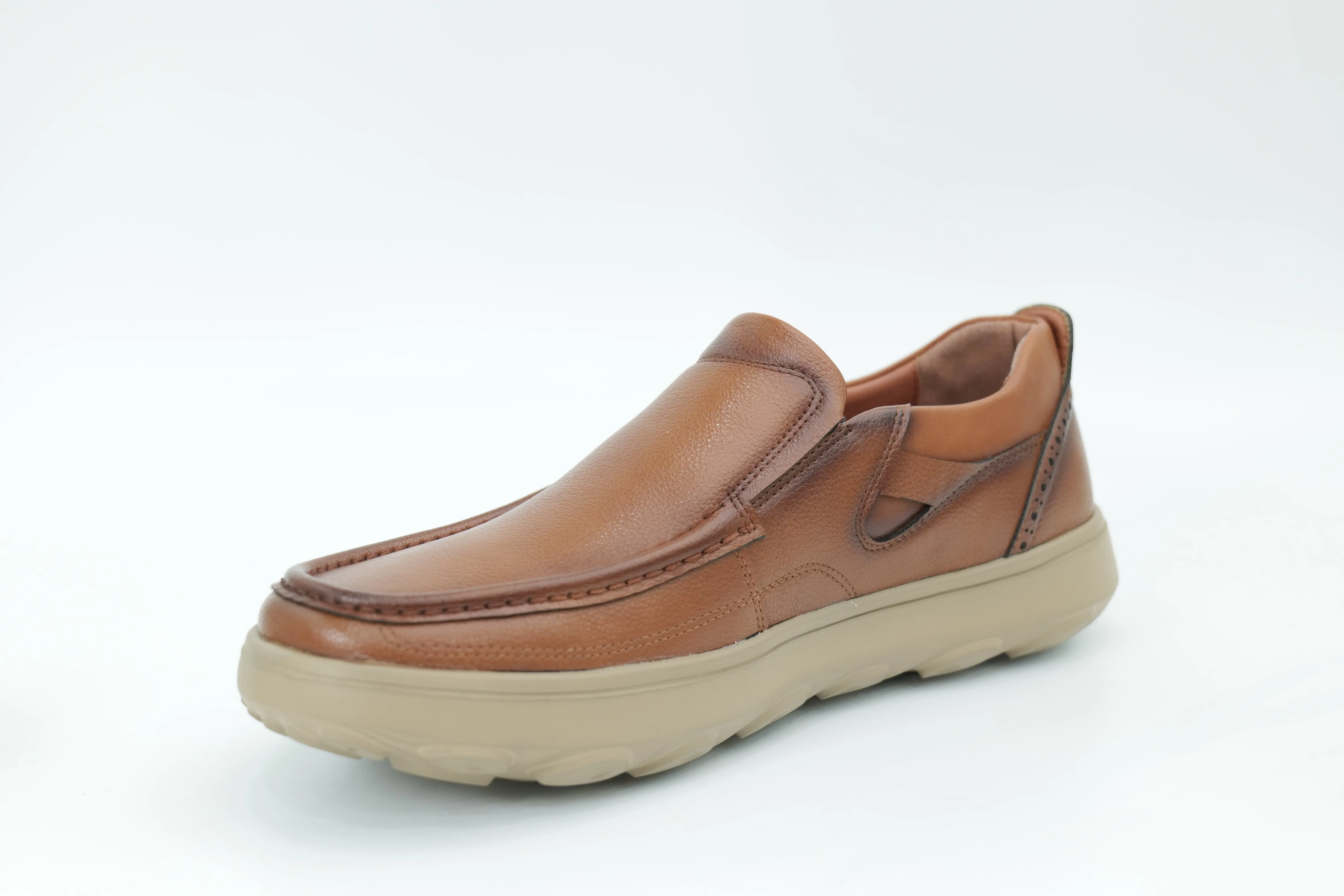 Casual shoes