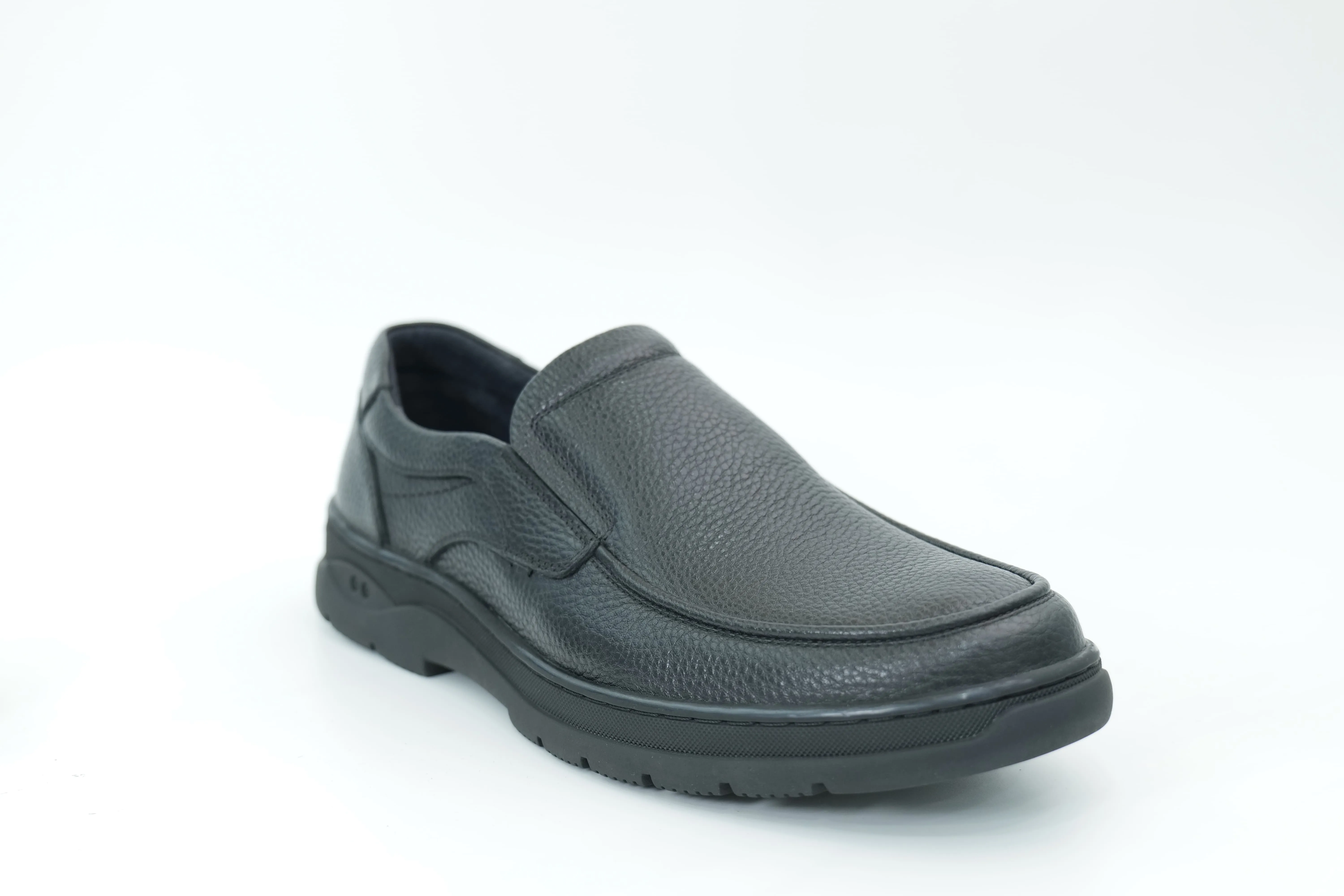 Casual shoes