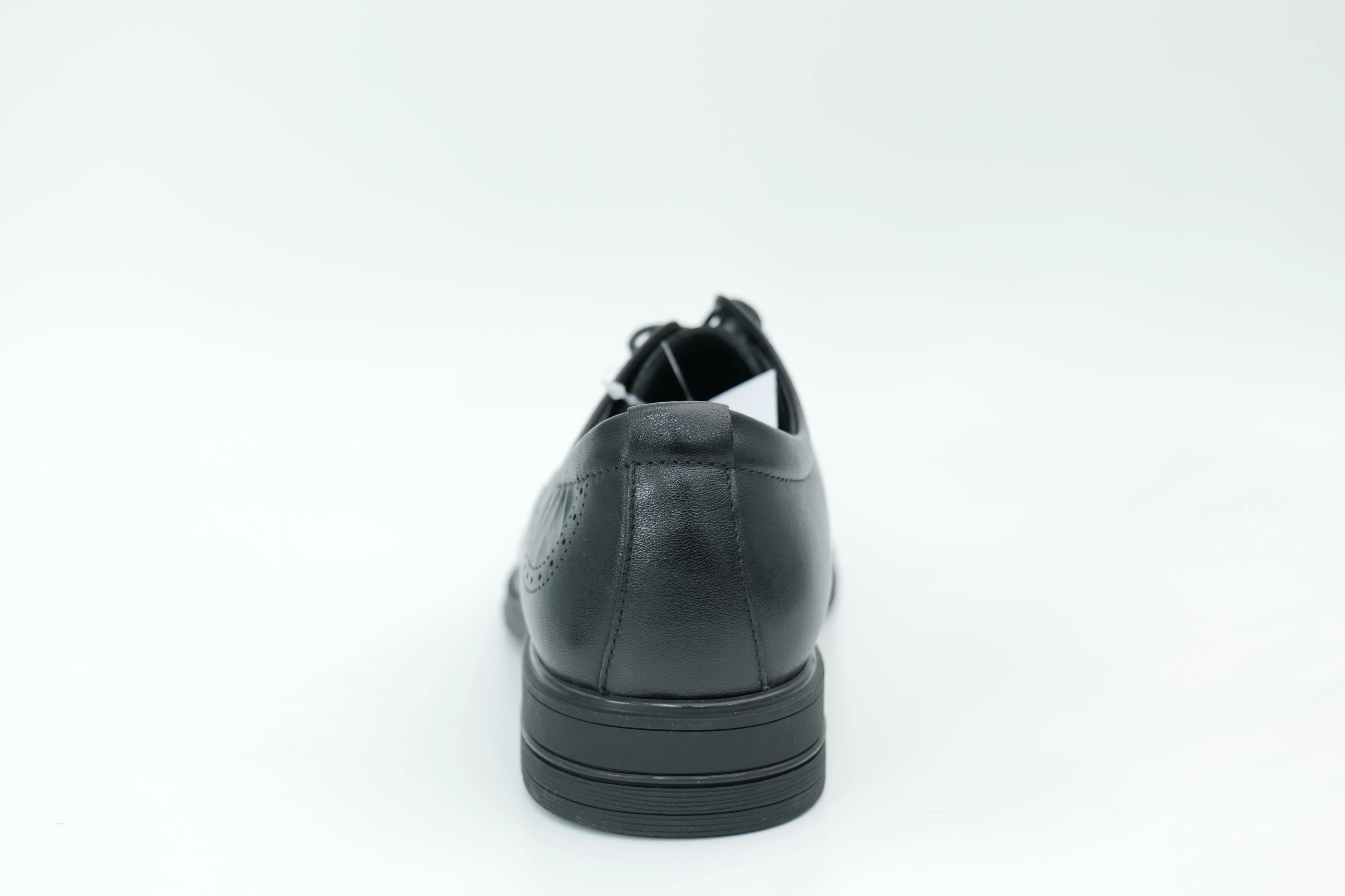 Casual shoes