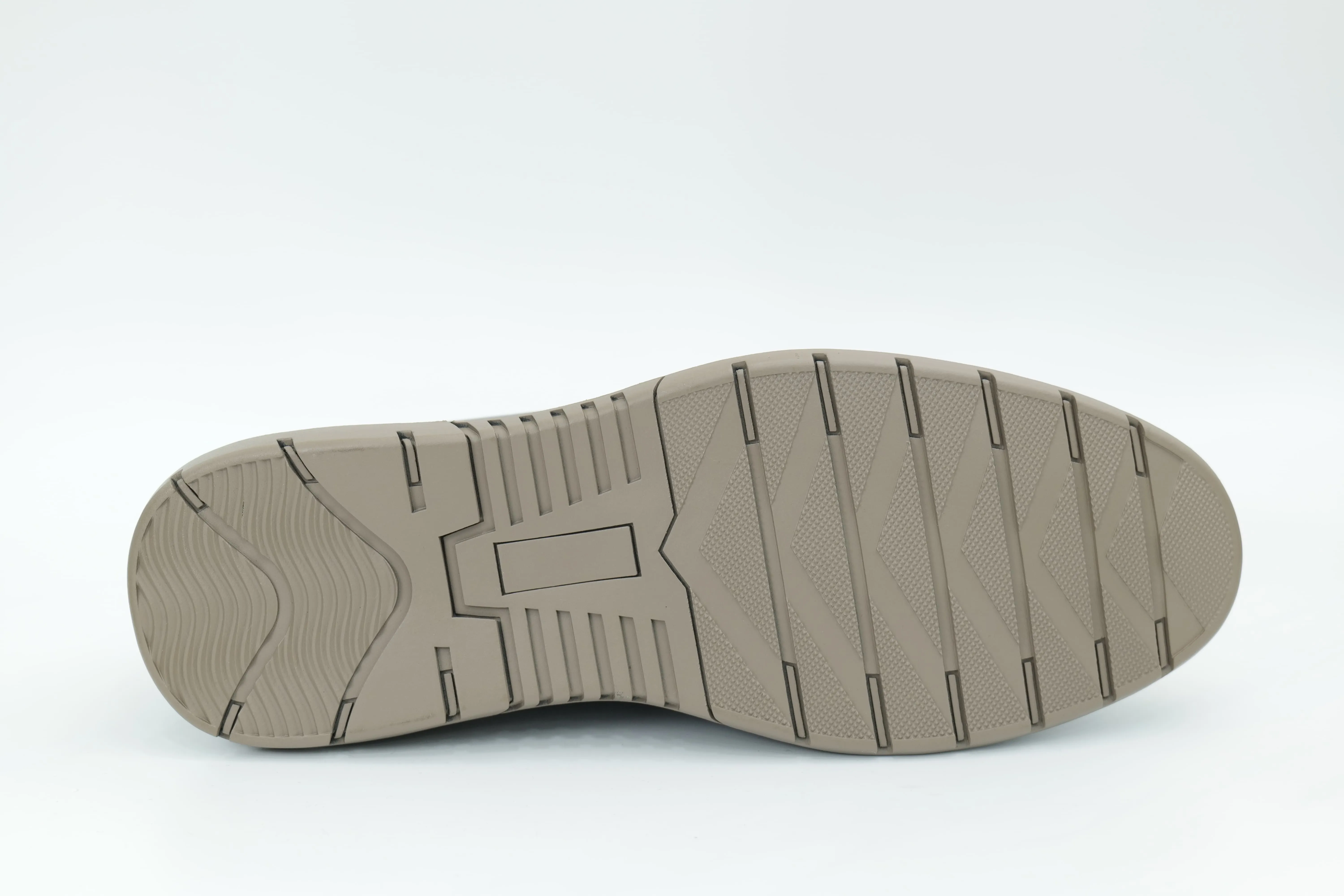 Casual shoes