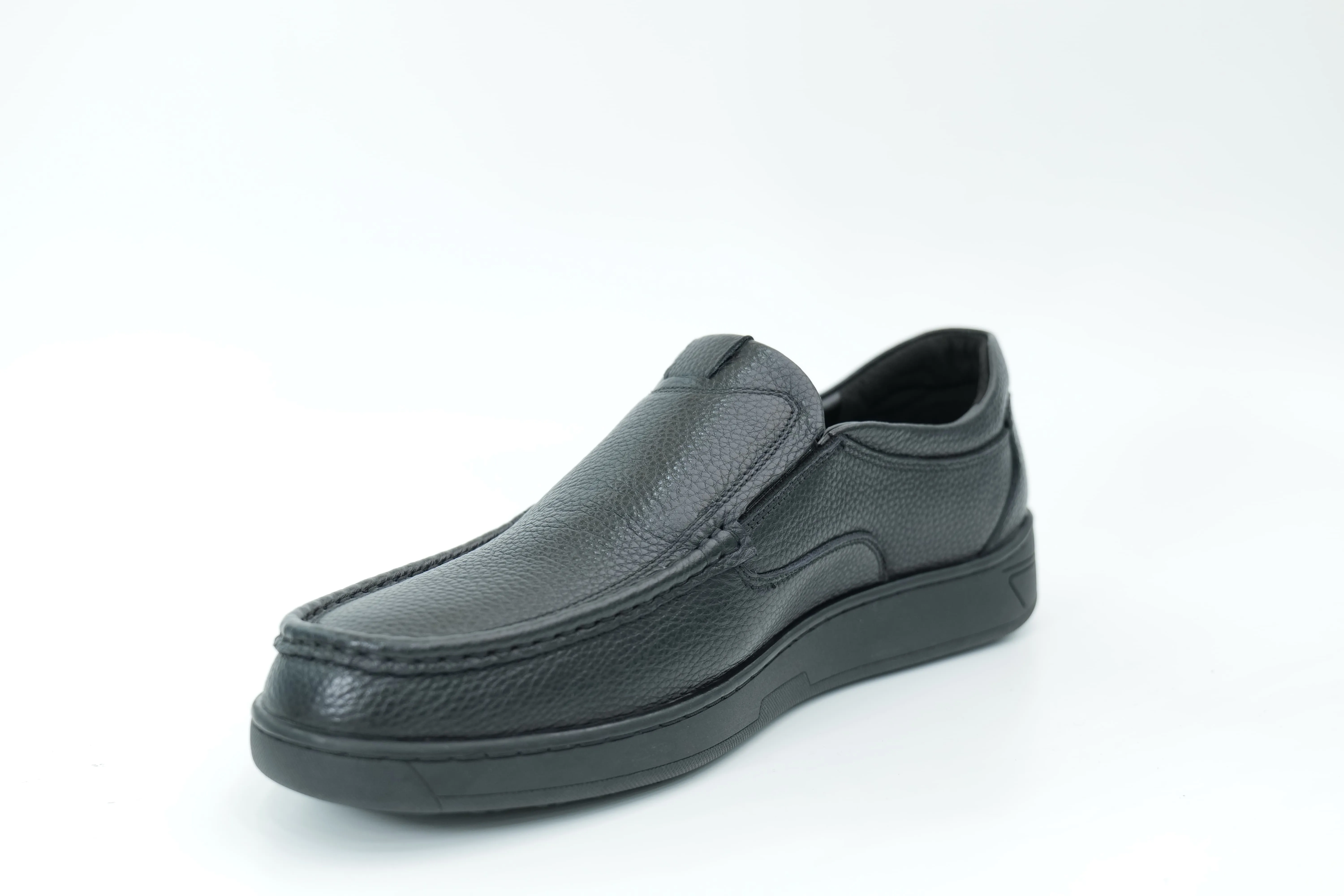 Casual shoes