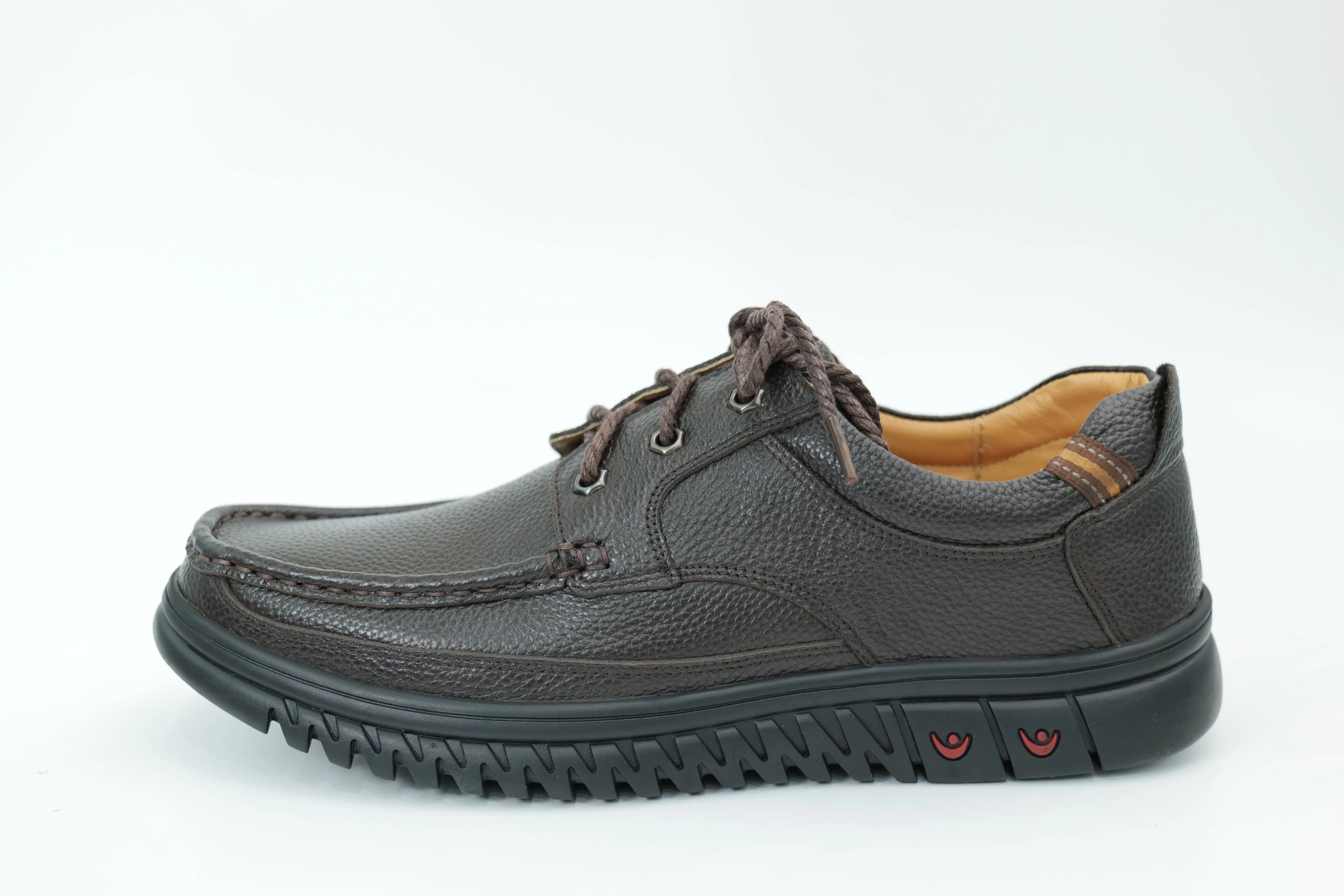 Casual shoes