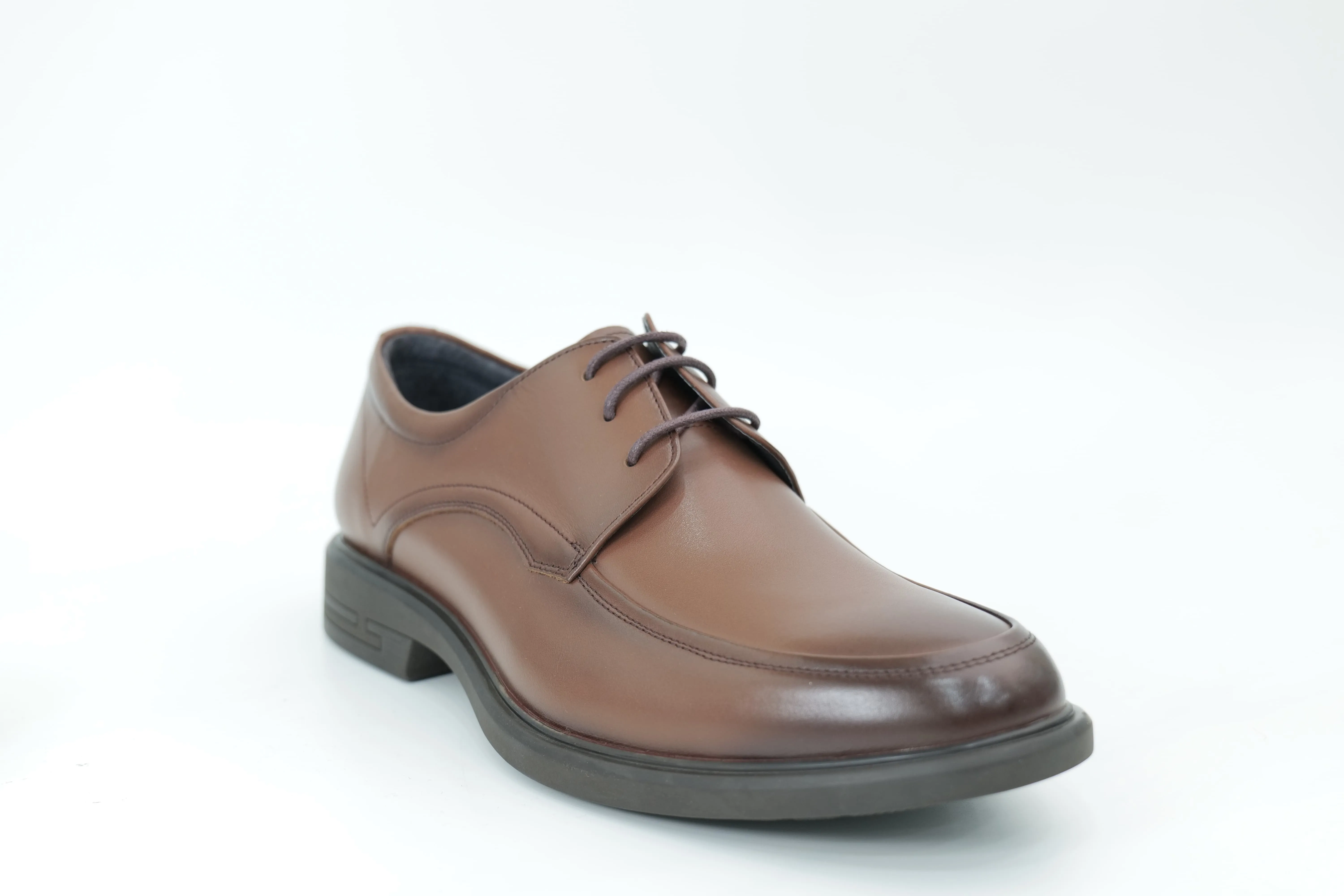Casual shoes