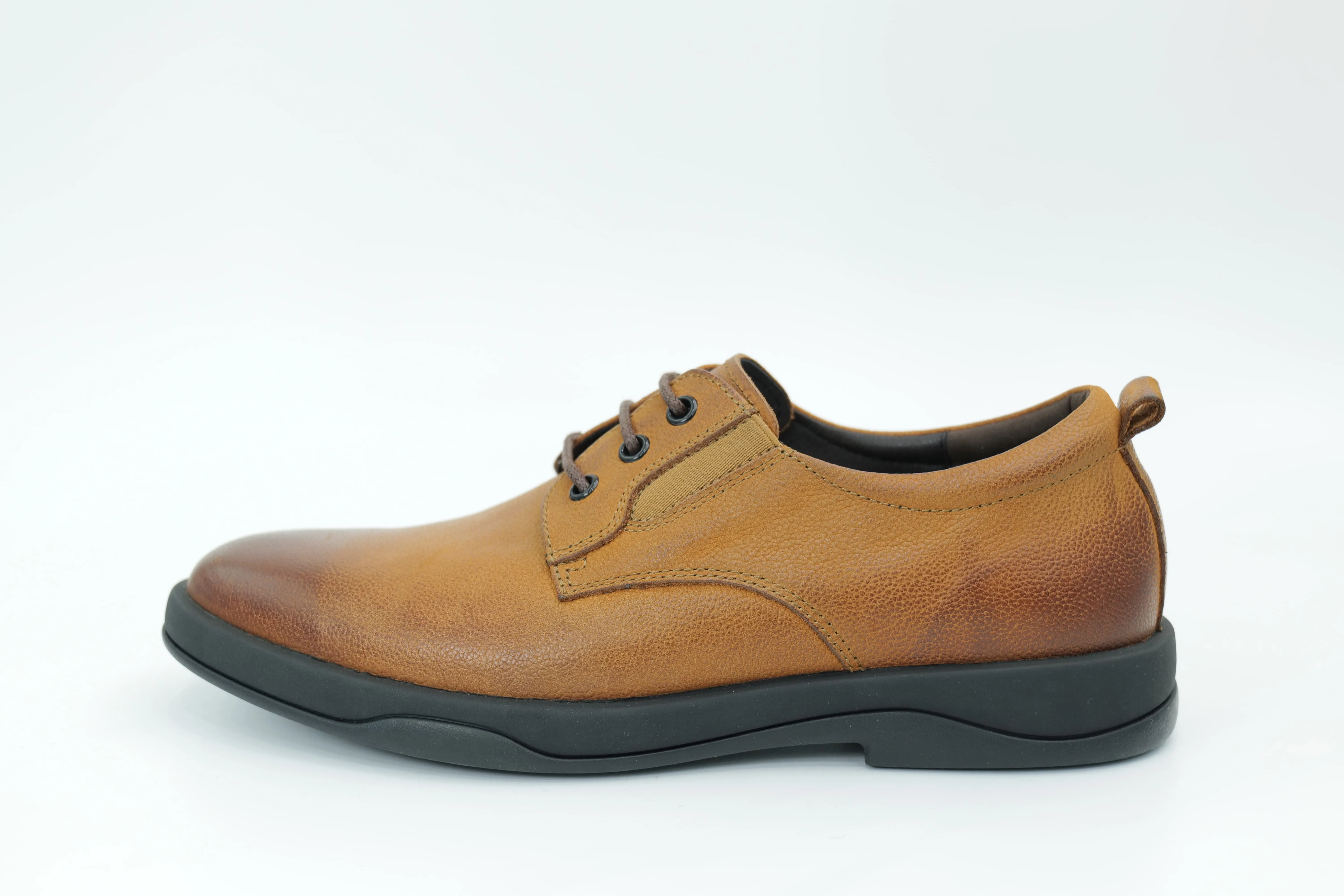 Casual shoes