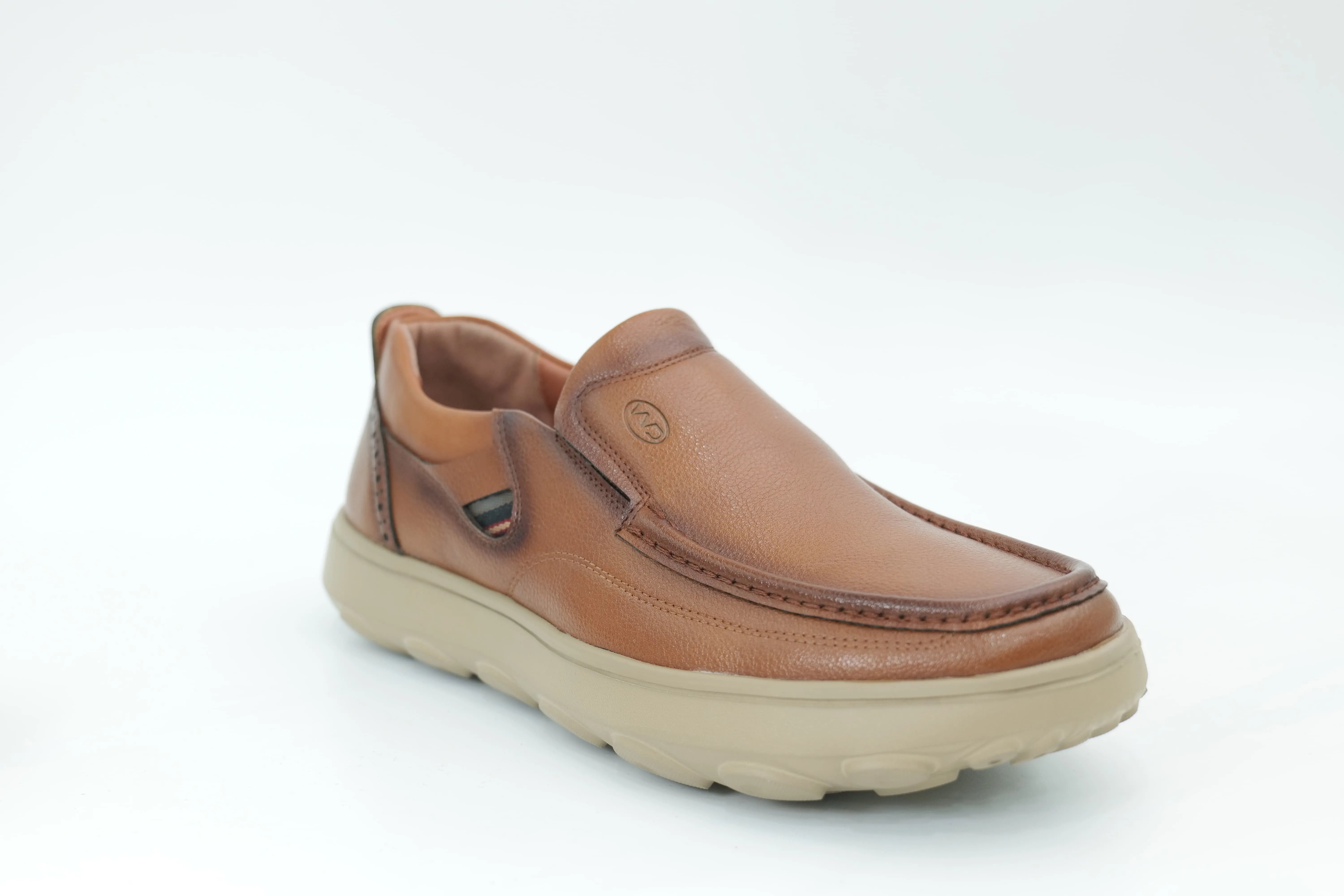 Casual shoes