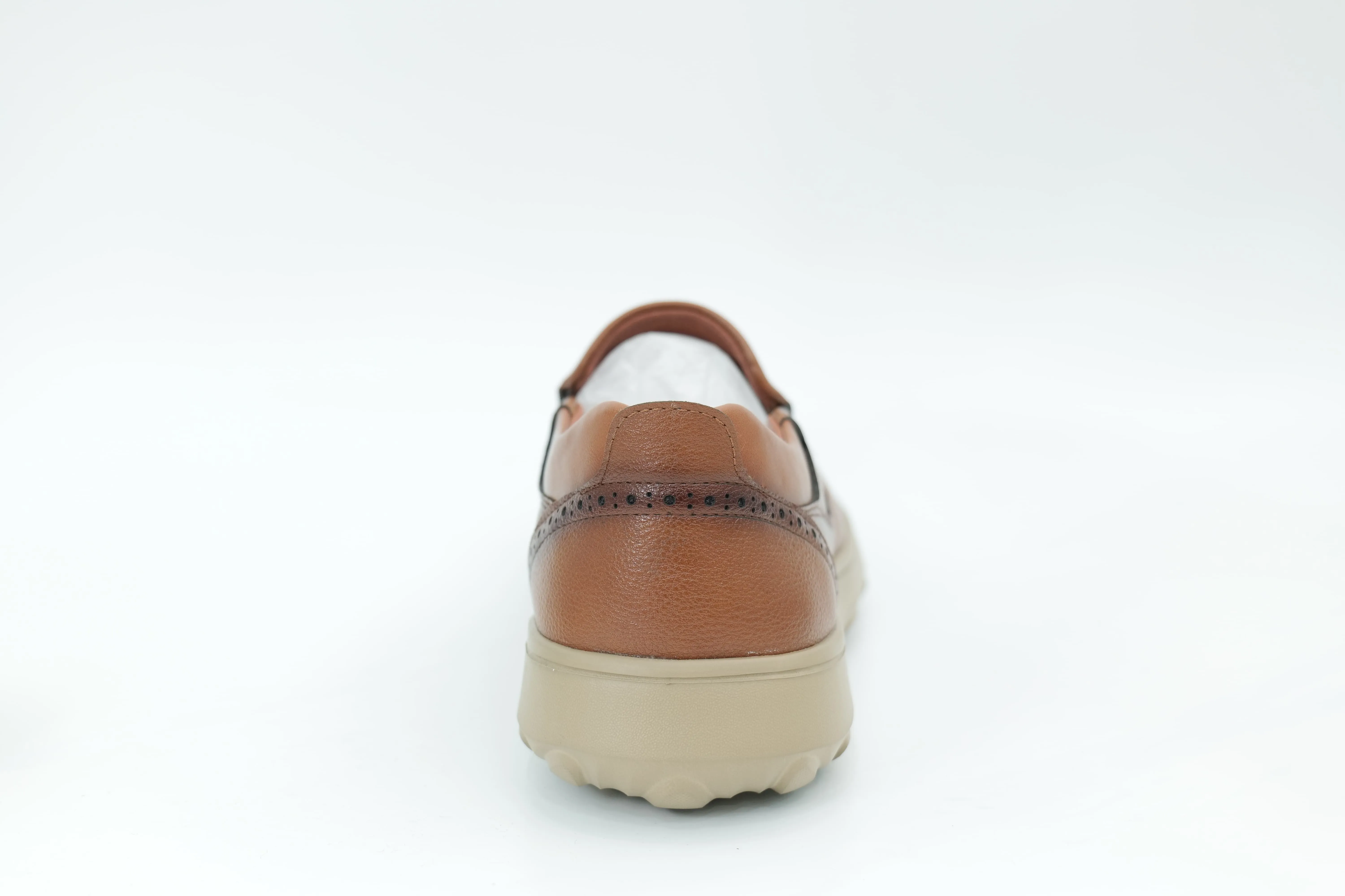 Casual shoes