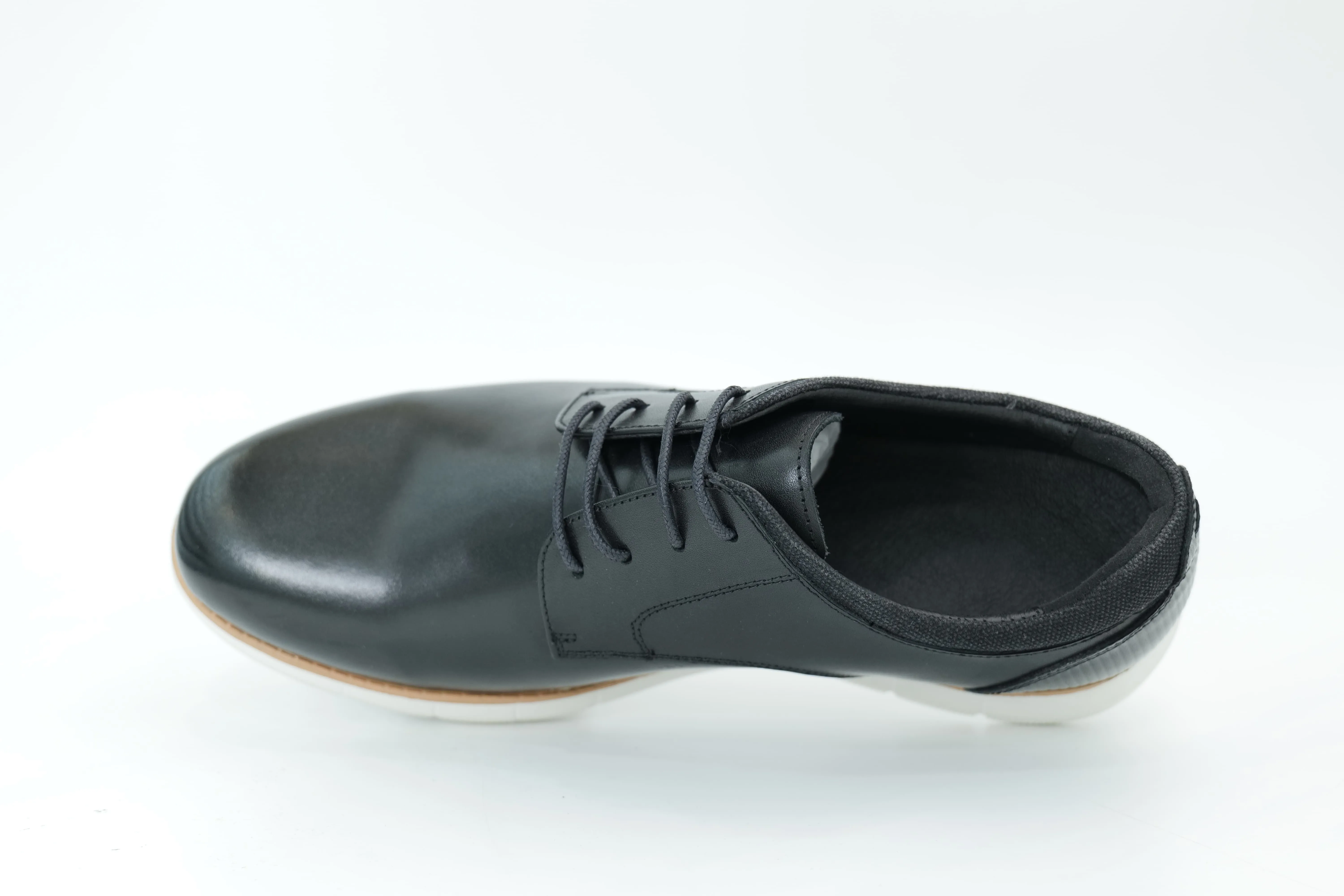 Casual shoes