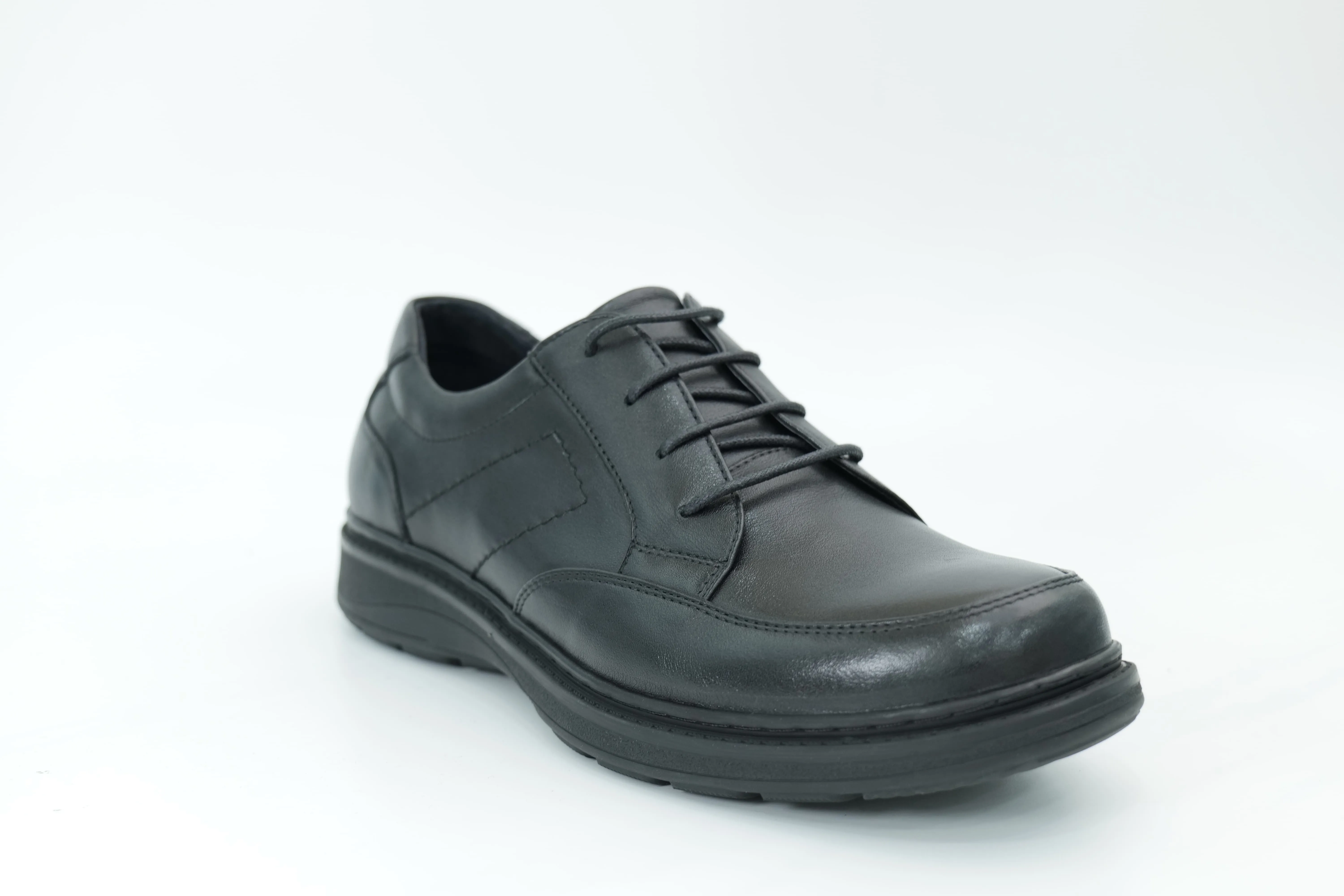 Casual shoes
