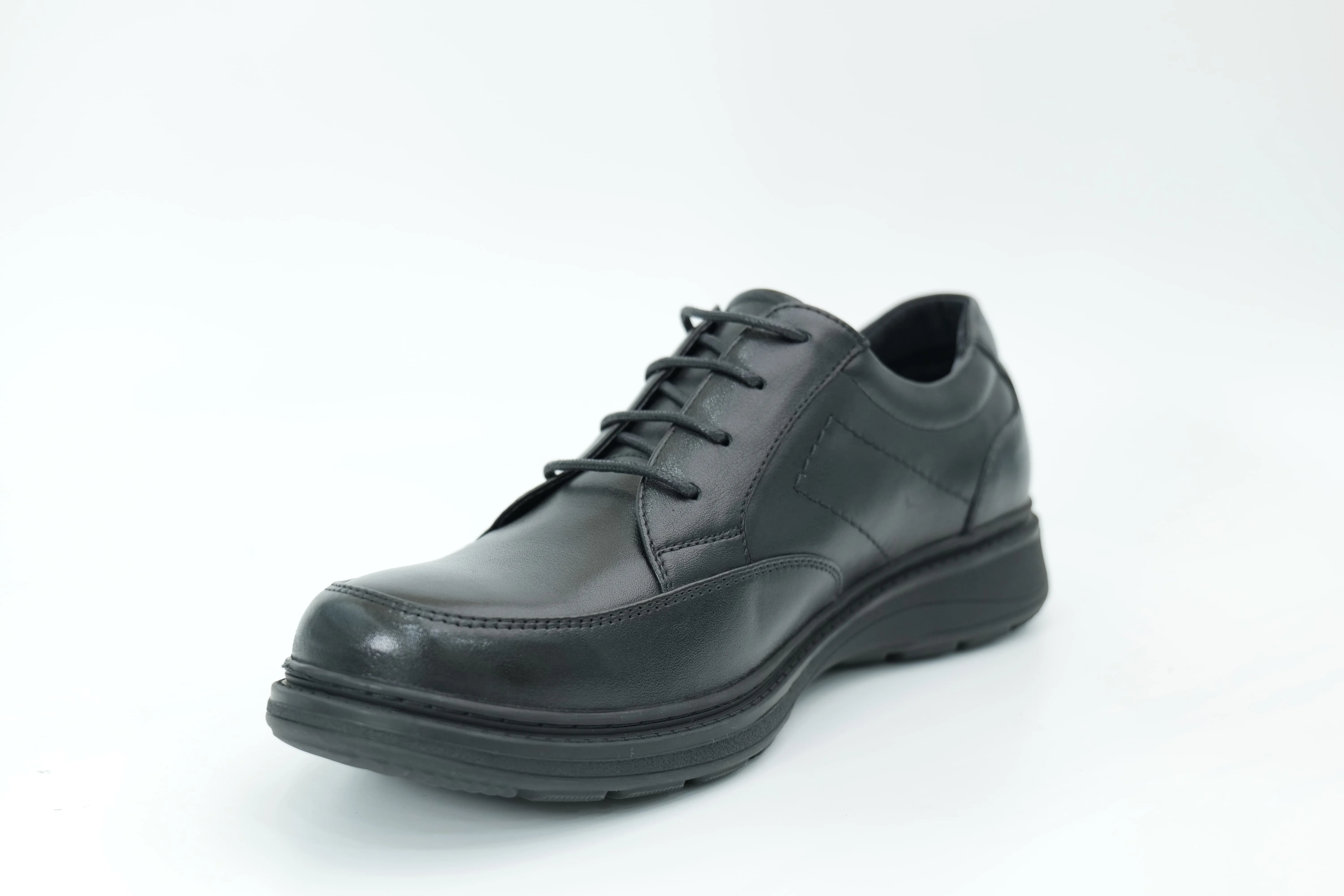 Casual shoes