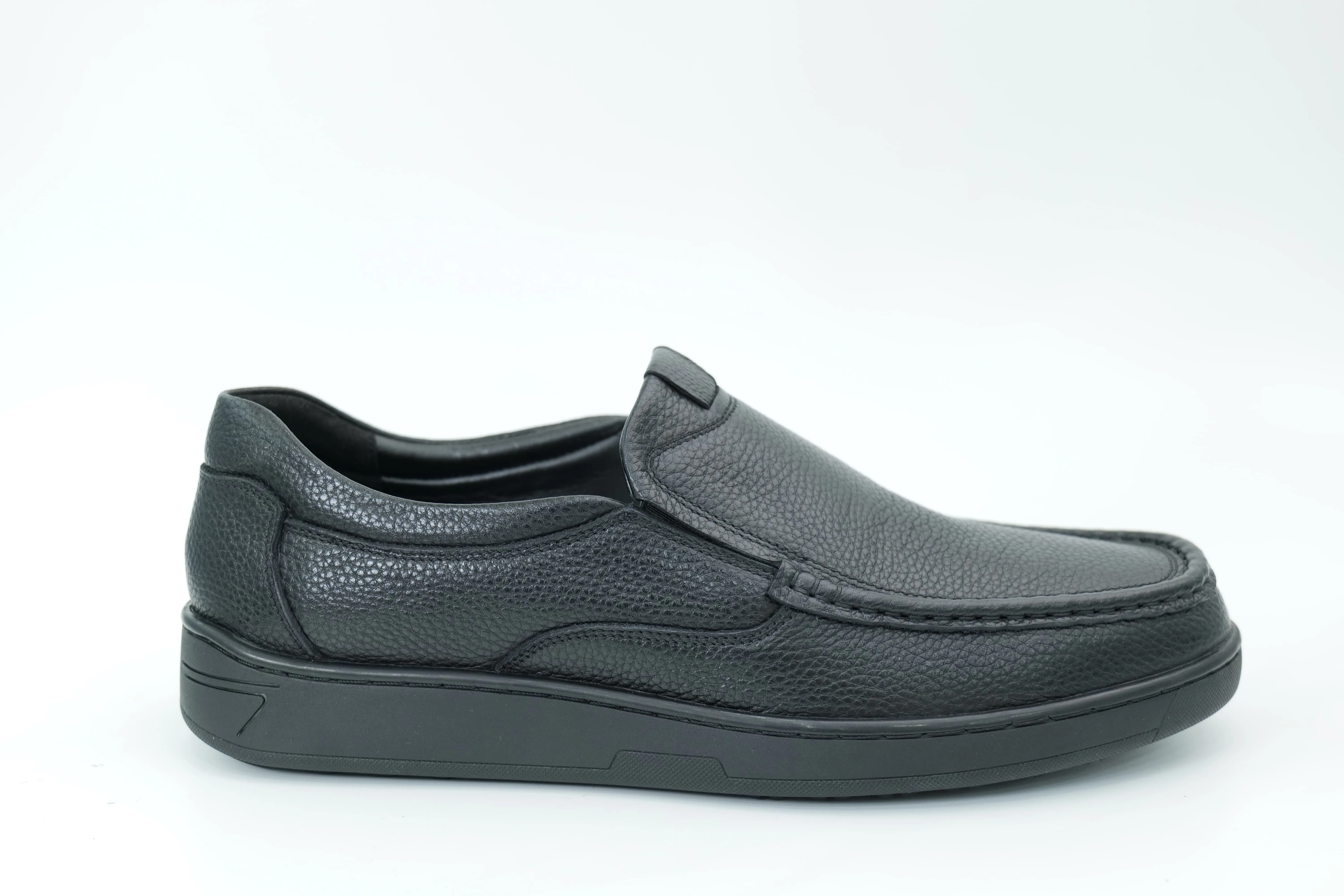 Casual shoes