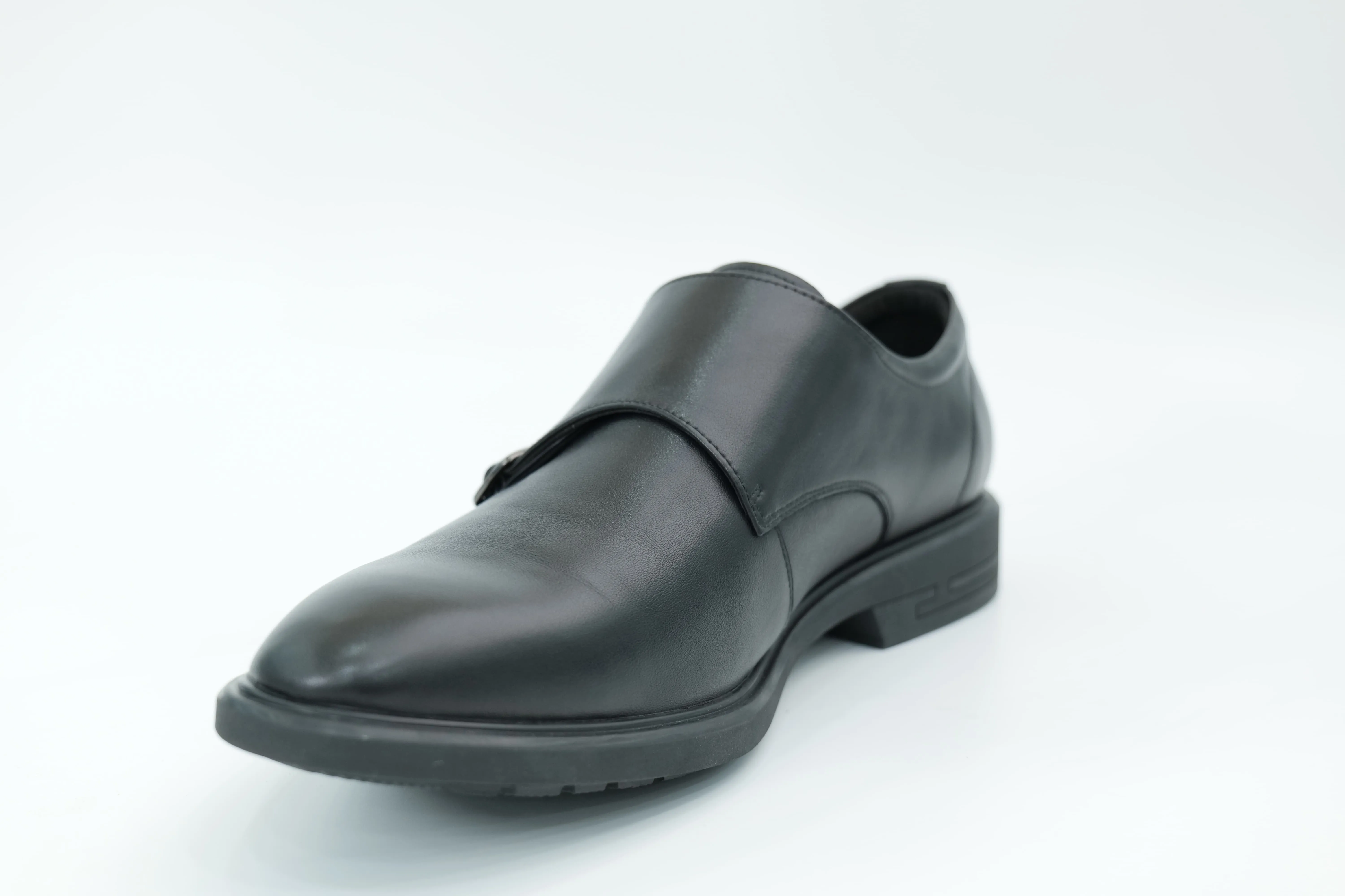 Casual shoes