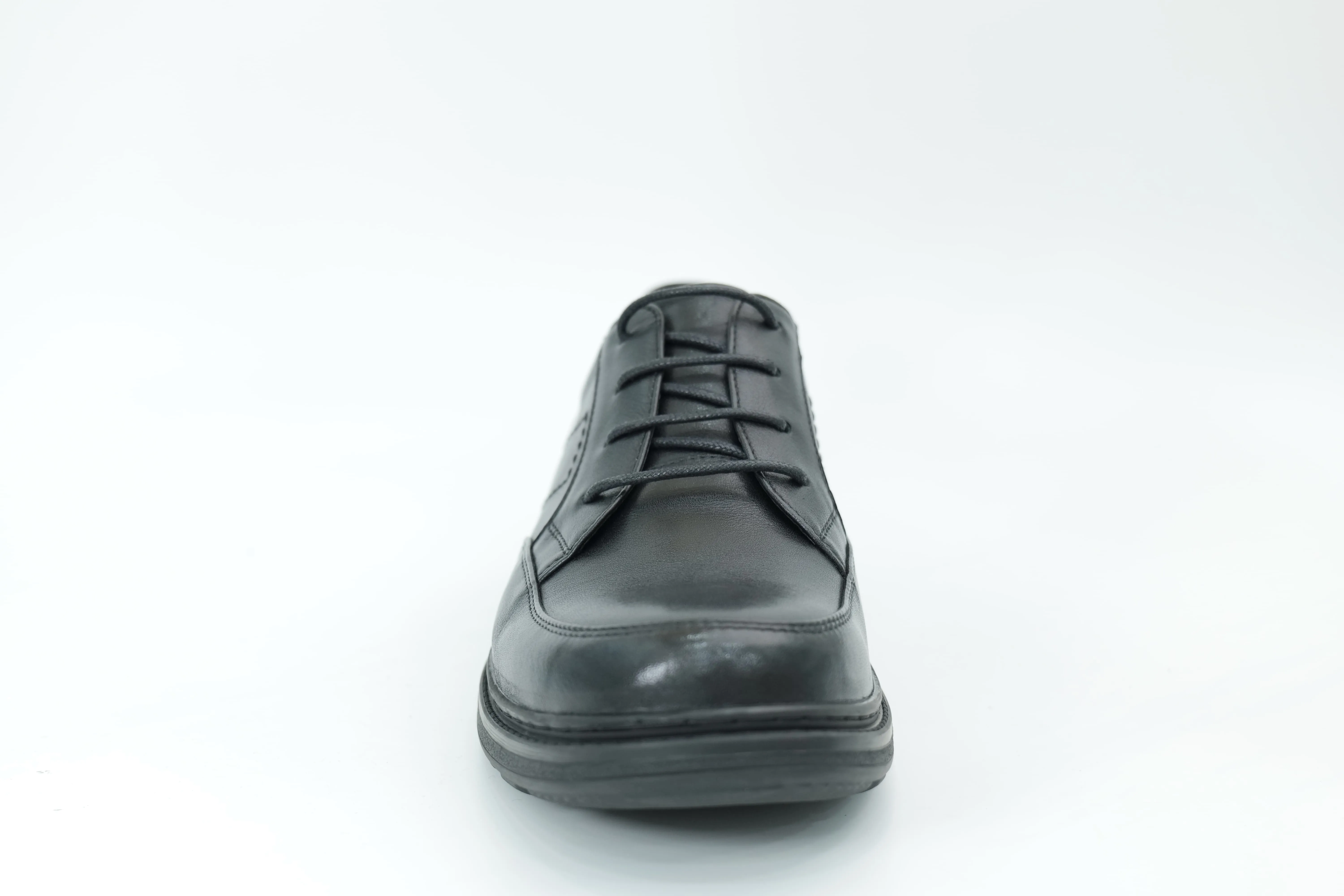 Casual shoes