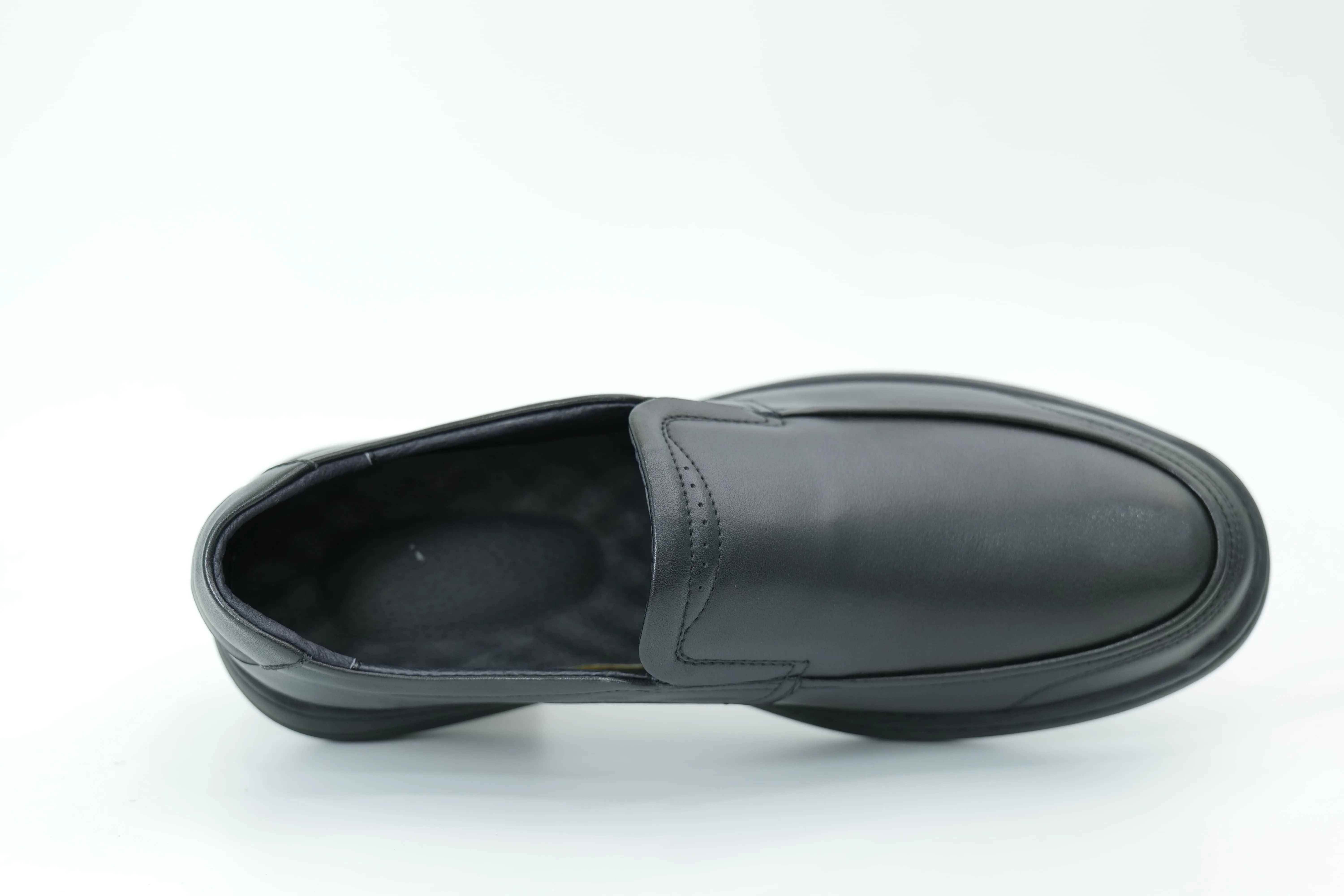Casual shoes