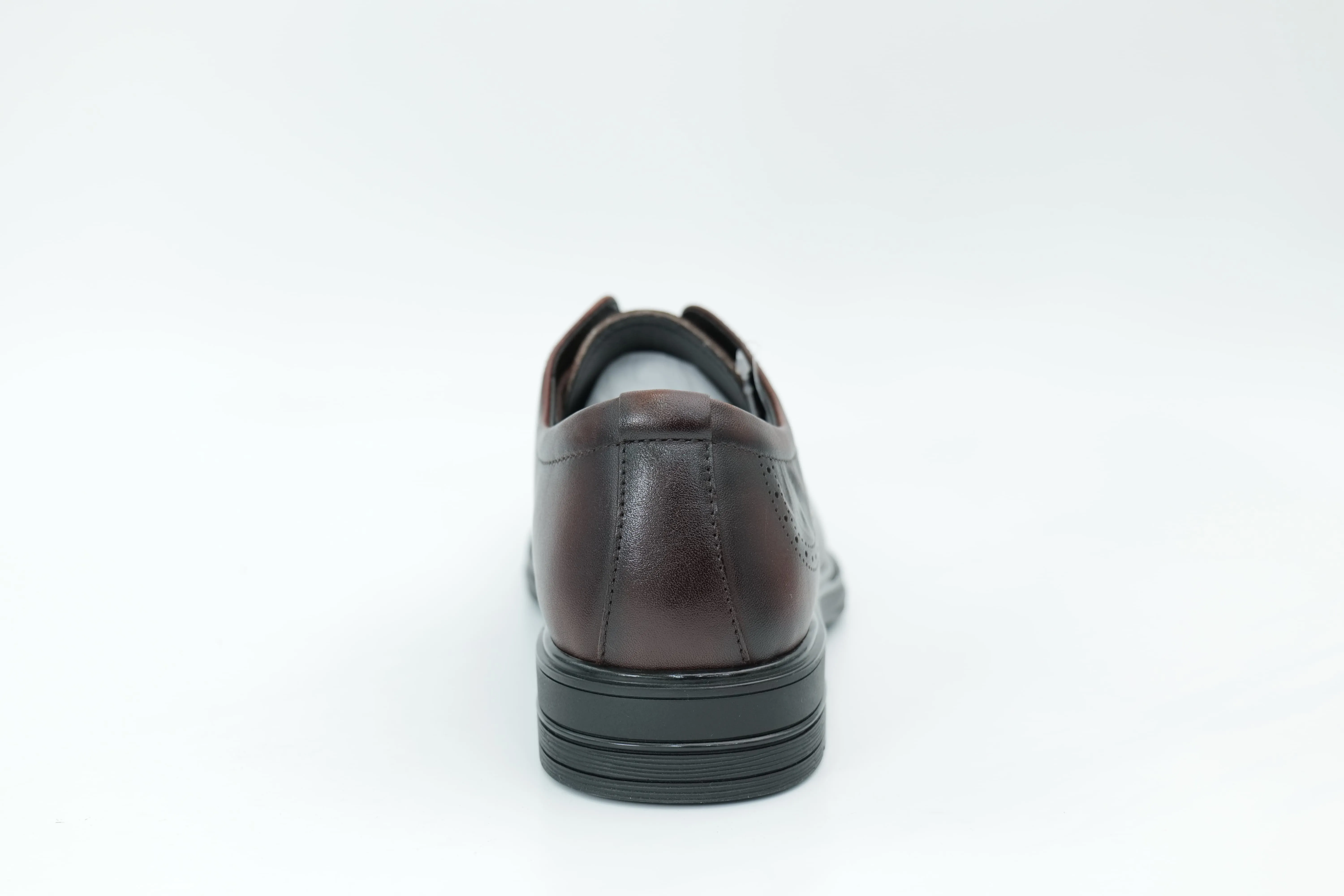 Casual shoes