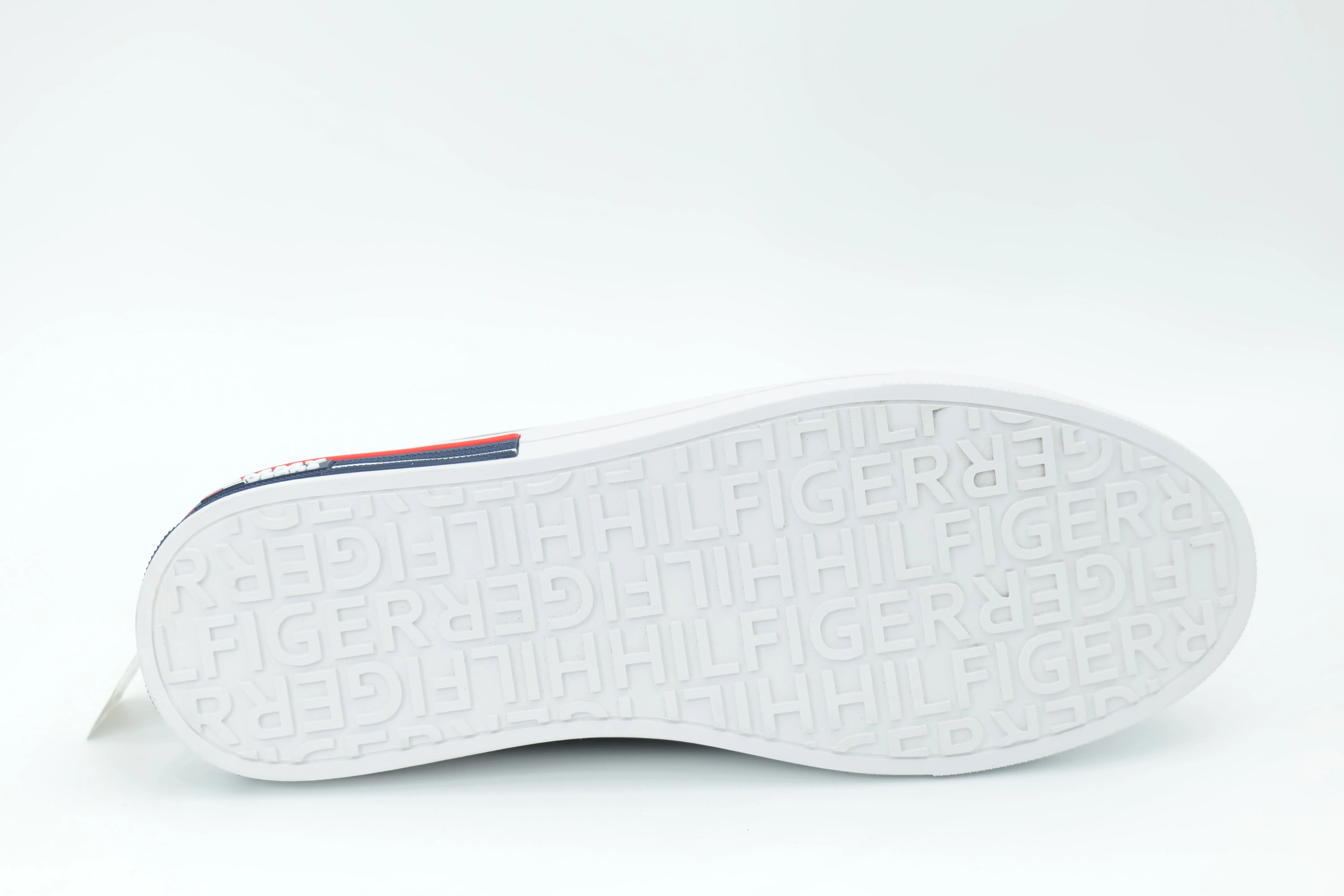Casual sneakers