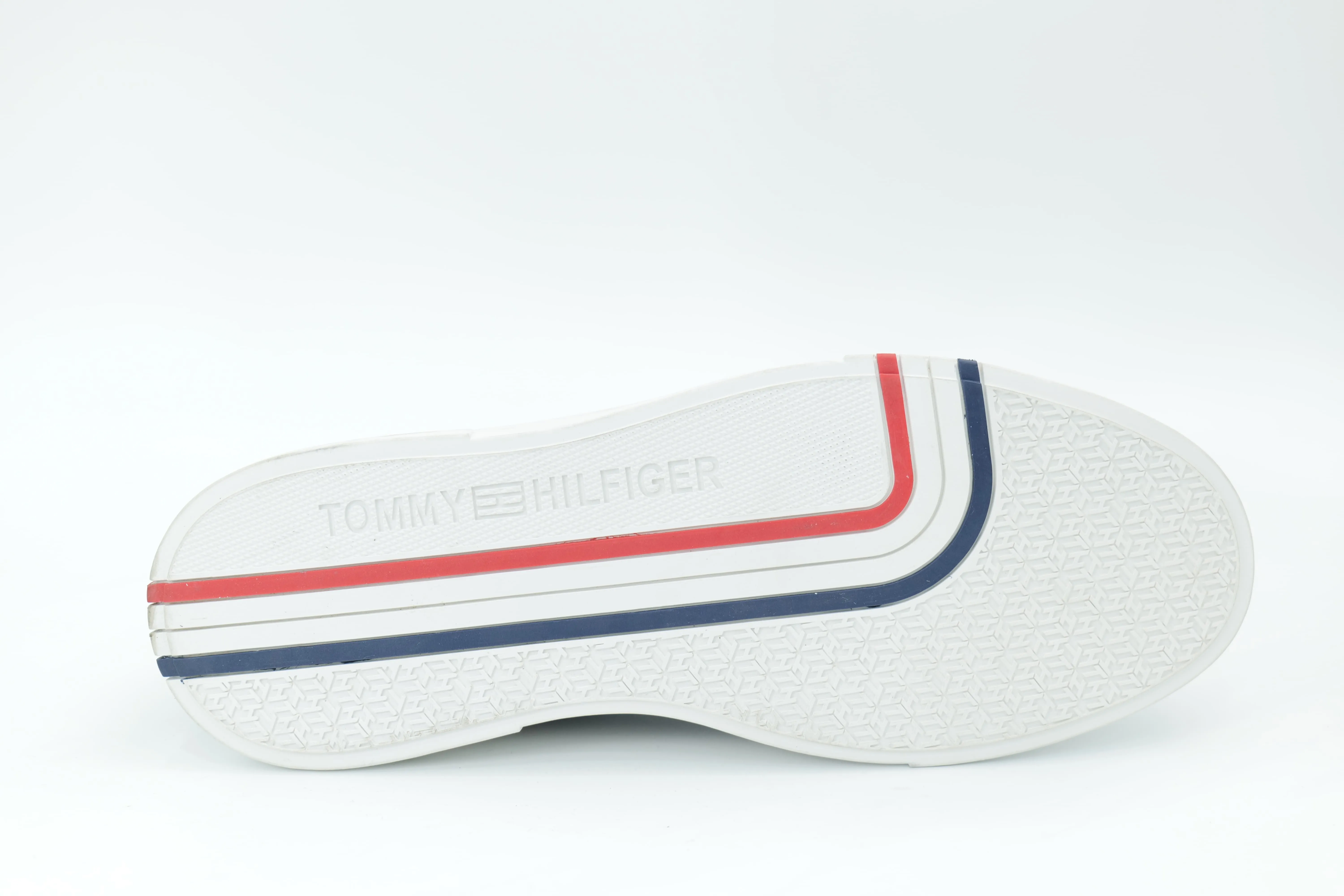 Casual sneakers