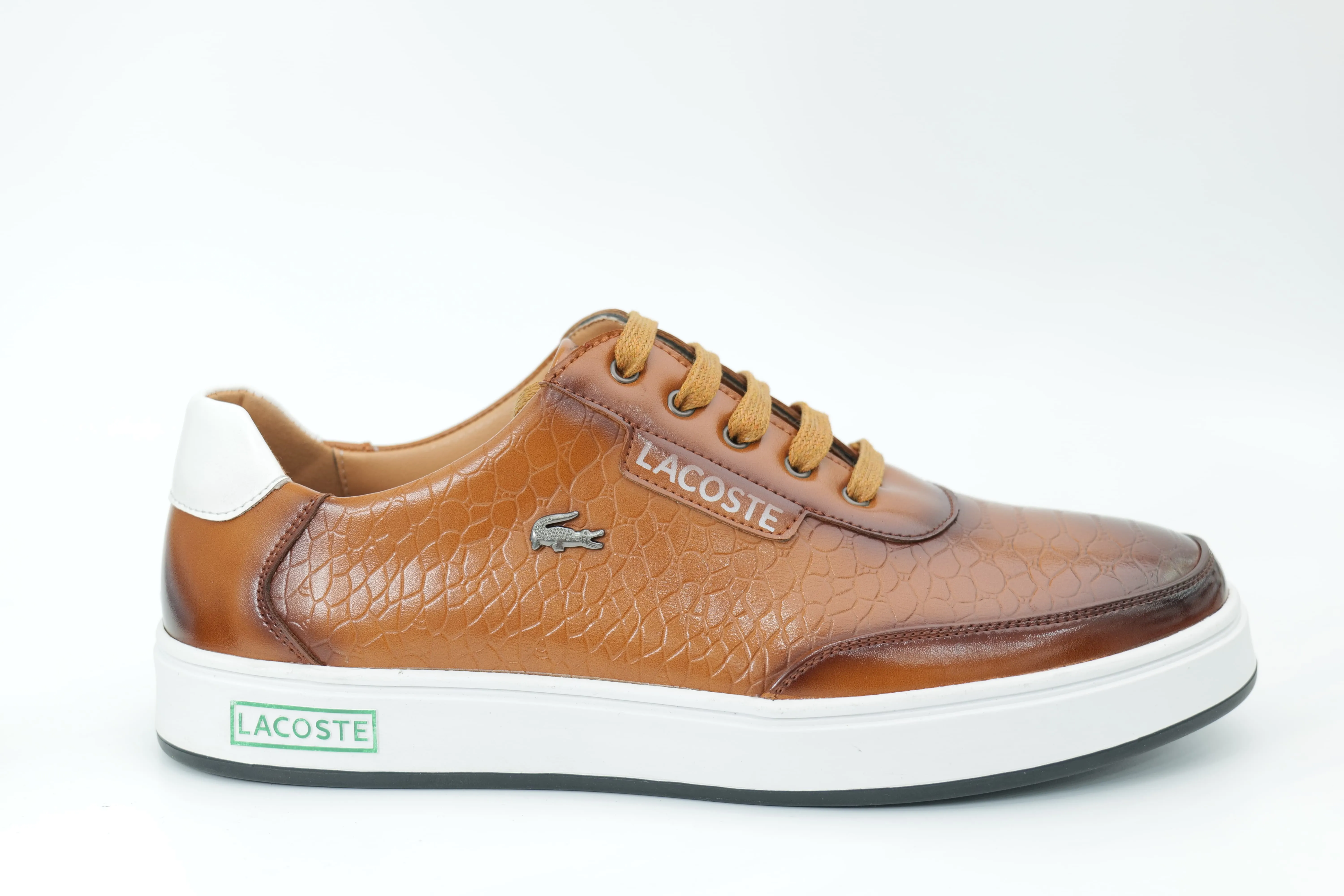 Casual sneakers