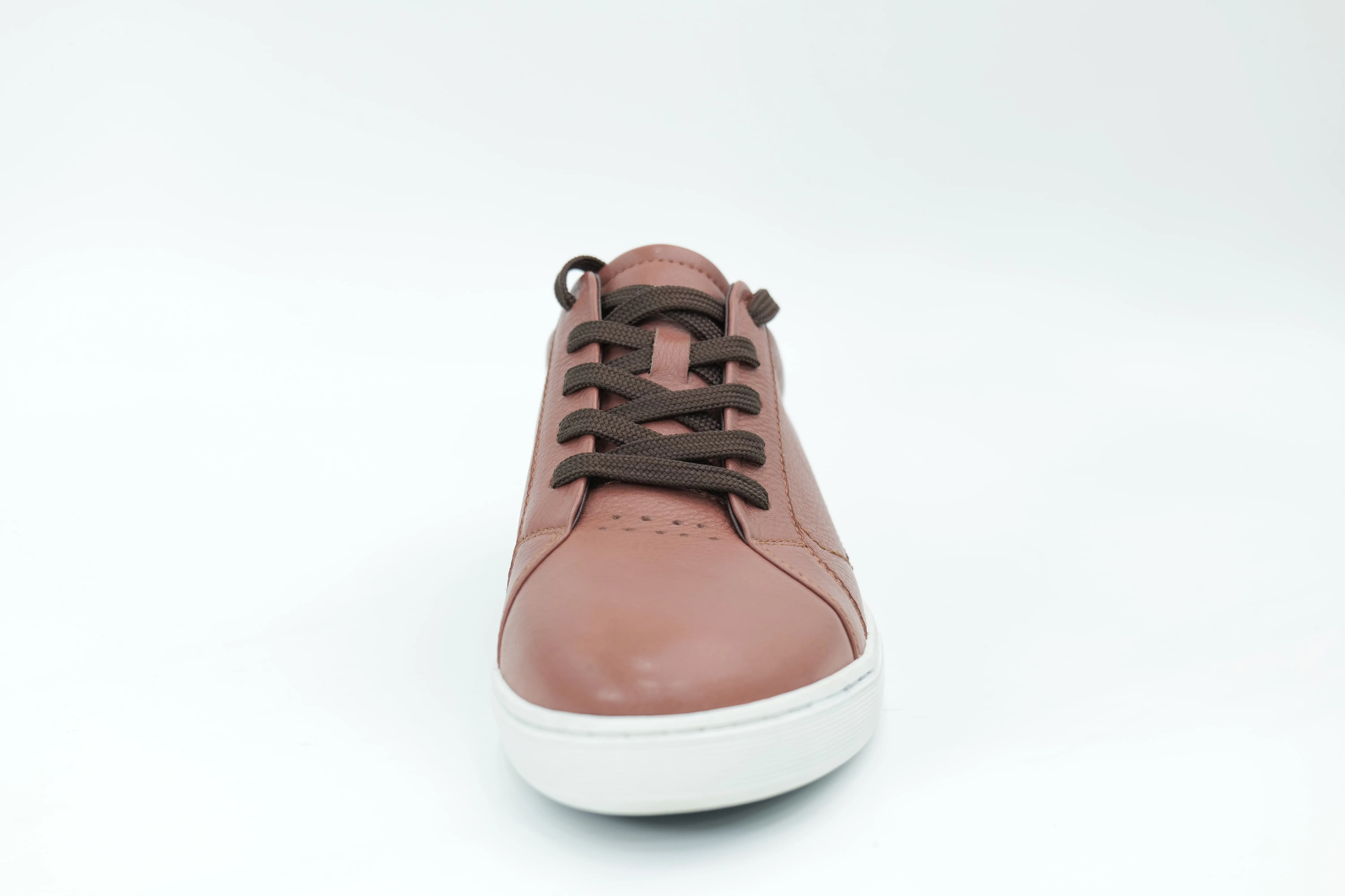 Casual sneakers
