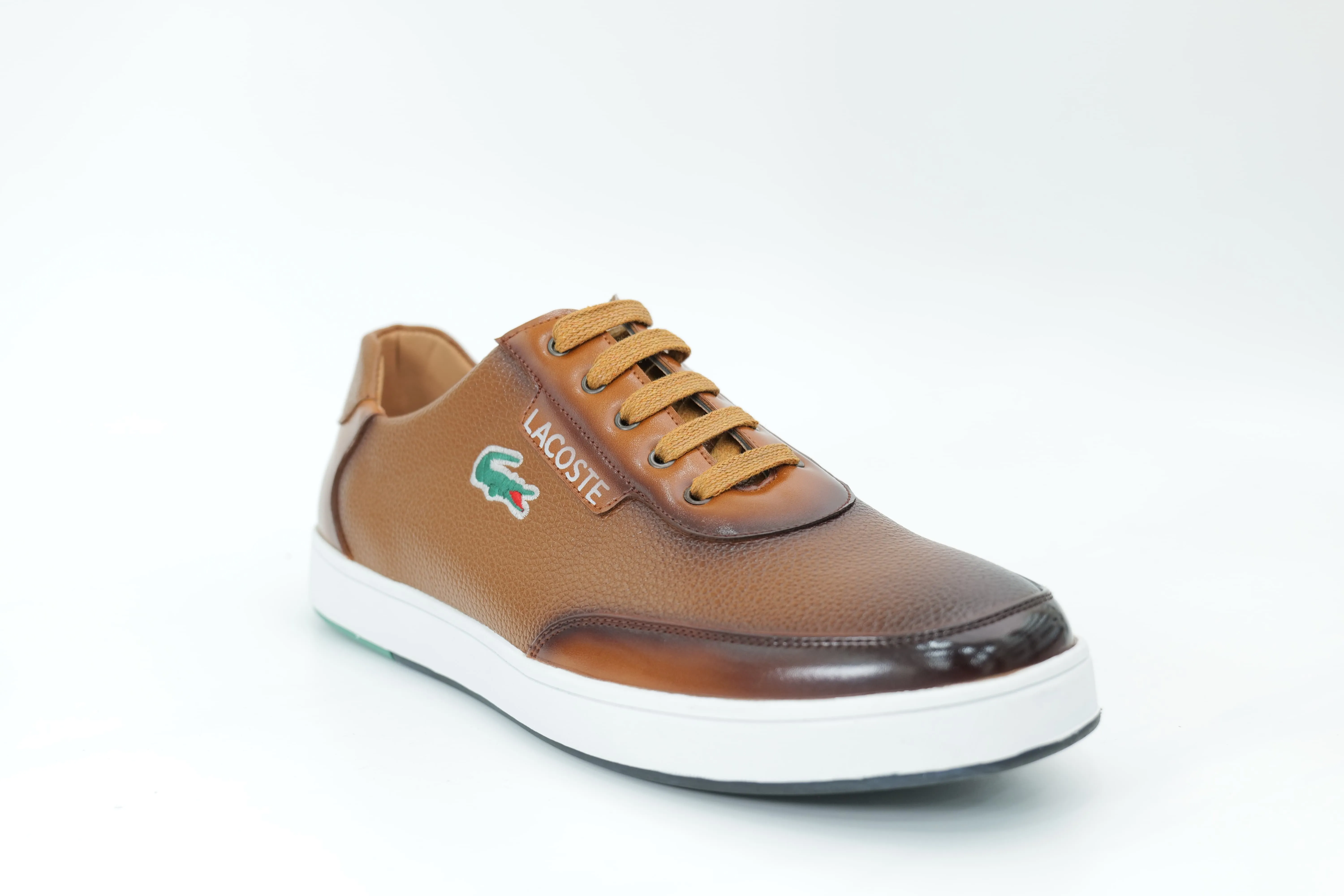 Casual sneakers