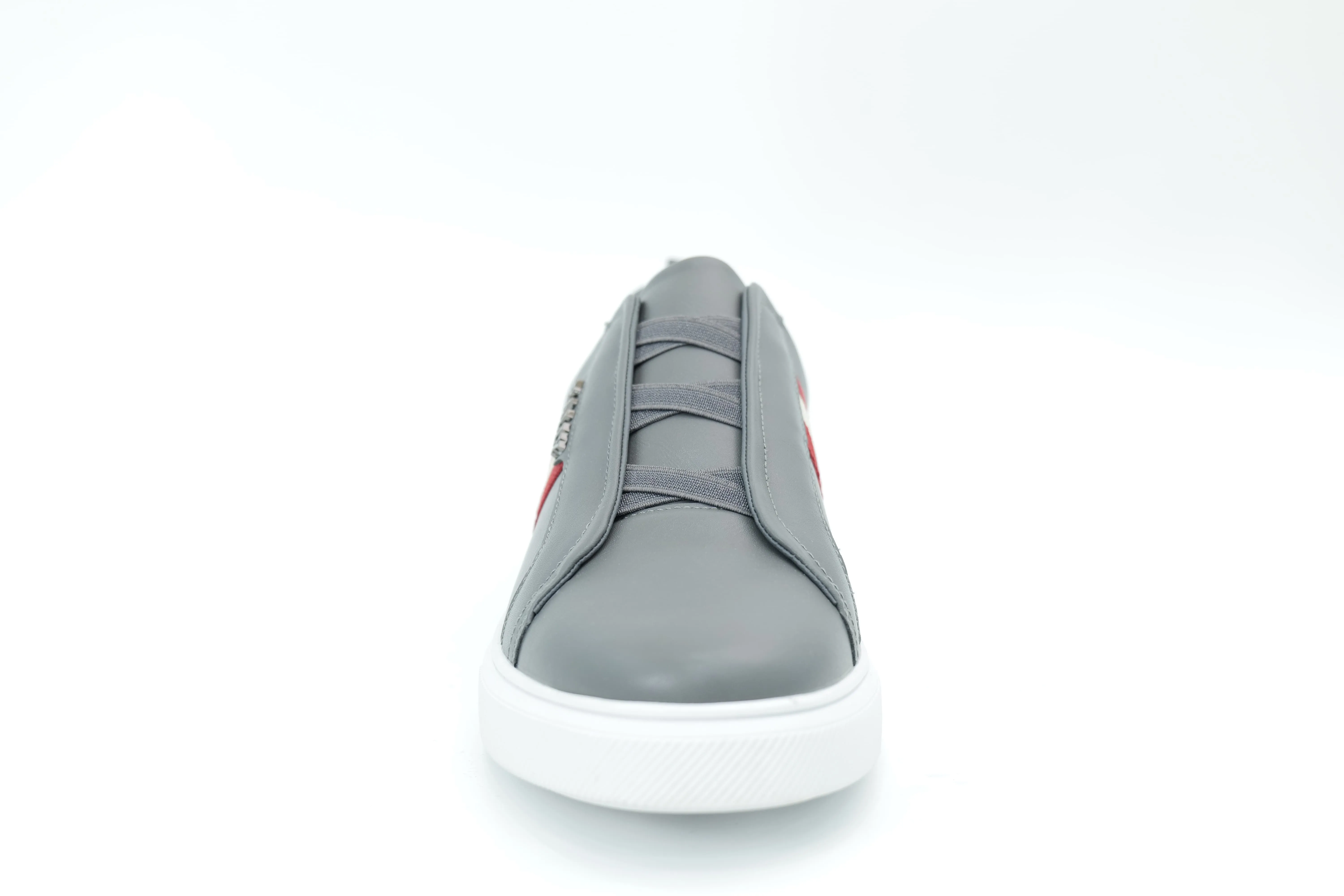 Casual sneakers