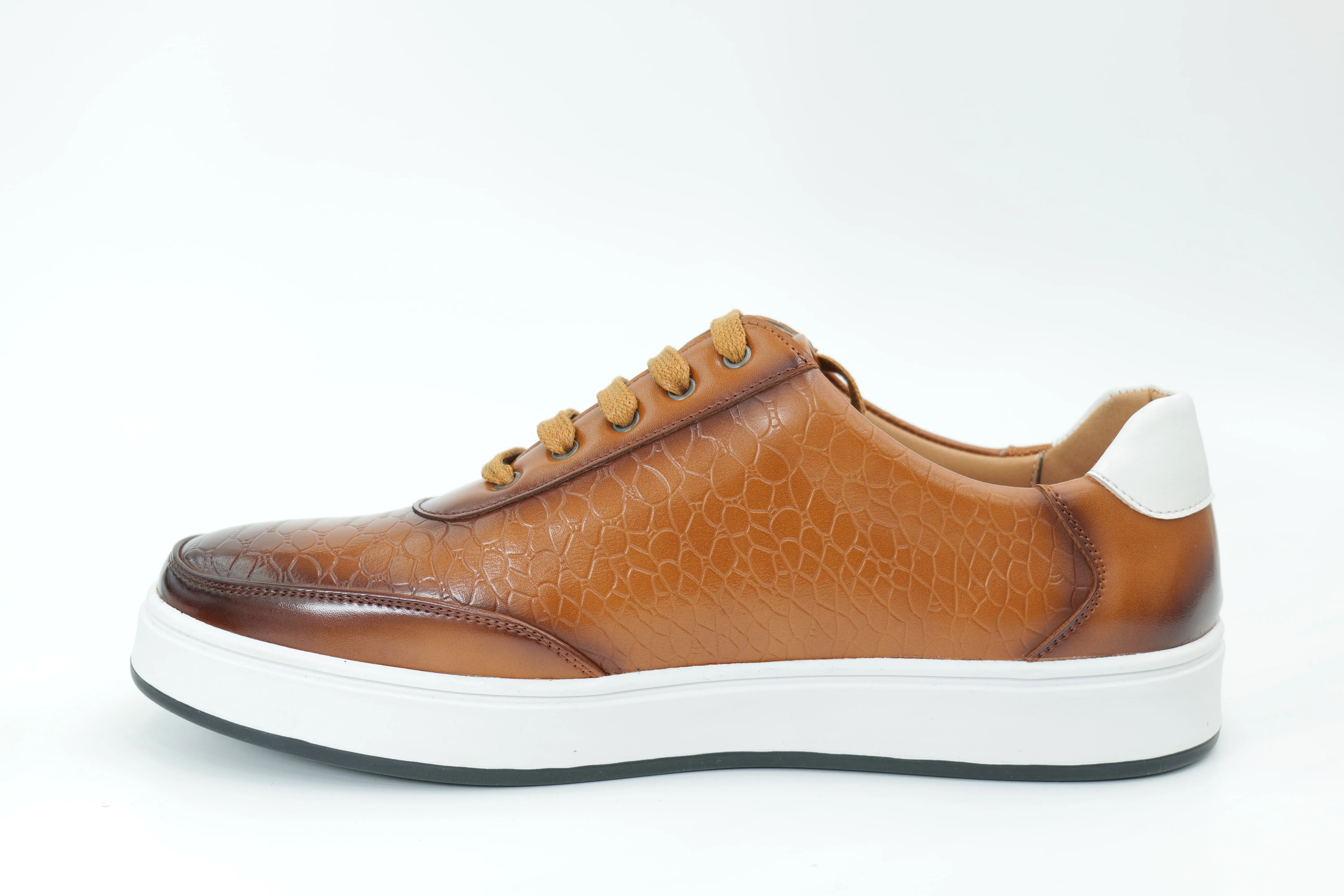 Casual sneakers