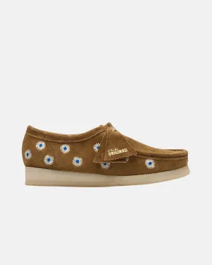 CLARKS ORIGINALS WOMENS WALLABEE SHOES DARK OLIVE EMBROIDERED