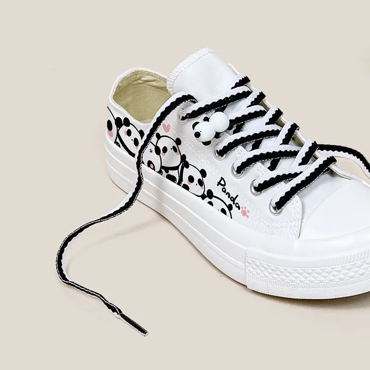 Cute Hand-Painted Panda Print Low-top Canvas Shoes