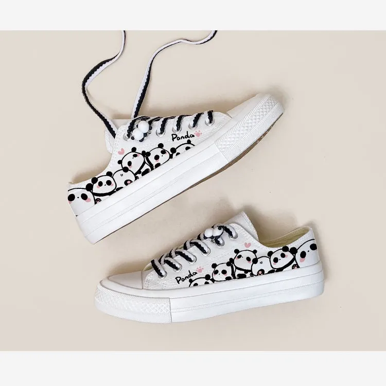 Cute Hand-Painted Panda Print Low-top Canvas Shoes