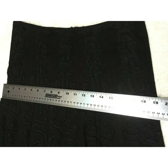 Debra C Beverly Hills Women's Size 6 Black Jacquard A-Line Skirt Stretch Lined