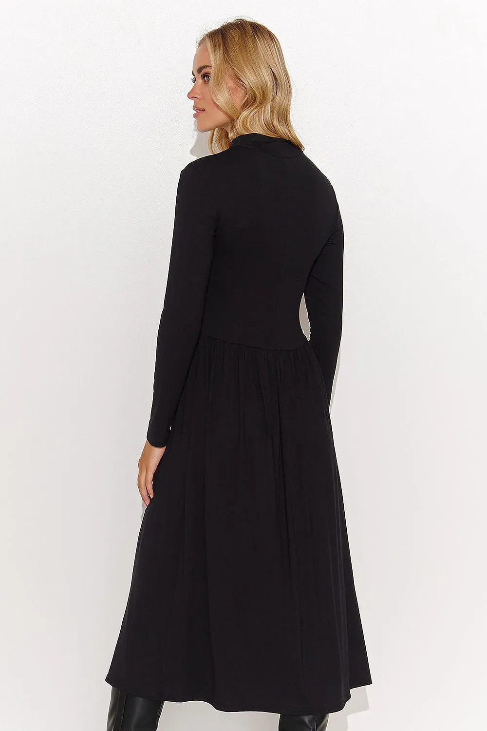 Elegant Turtleneck Fitted Dress