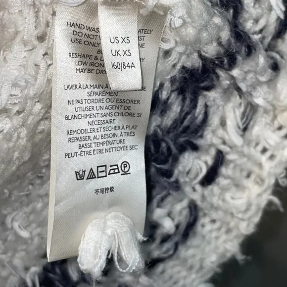 EUC Anthropologie Pilcro Petra Feathered Oversized Sweater Size XS