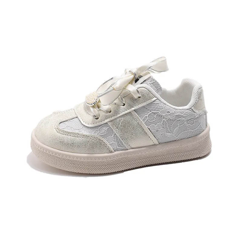 Heart Applique Embroidered Detailed Velcro Closure Sneakers - Beige