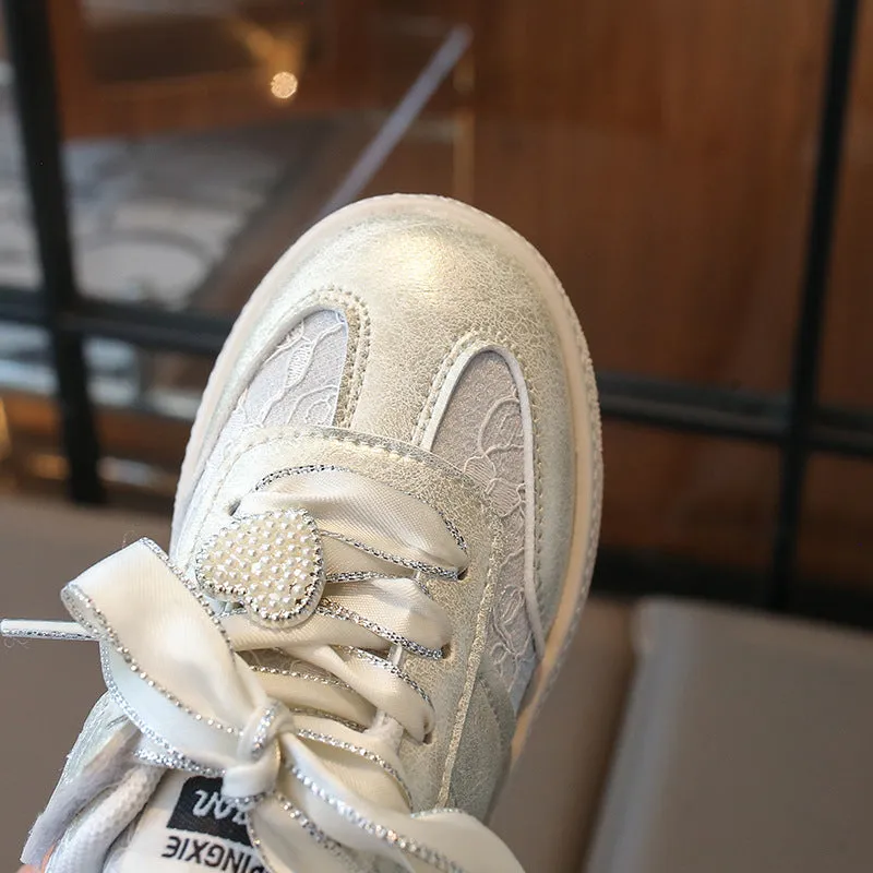 Heart Applique Embroidered Detailed Velcro Closure Sneakers - Beige