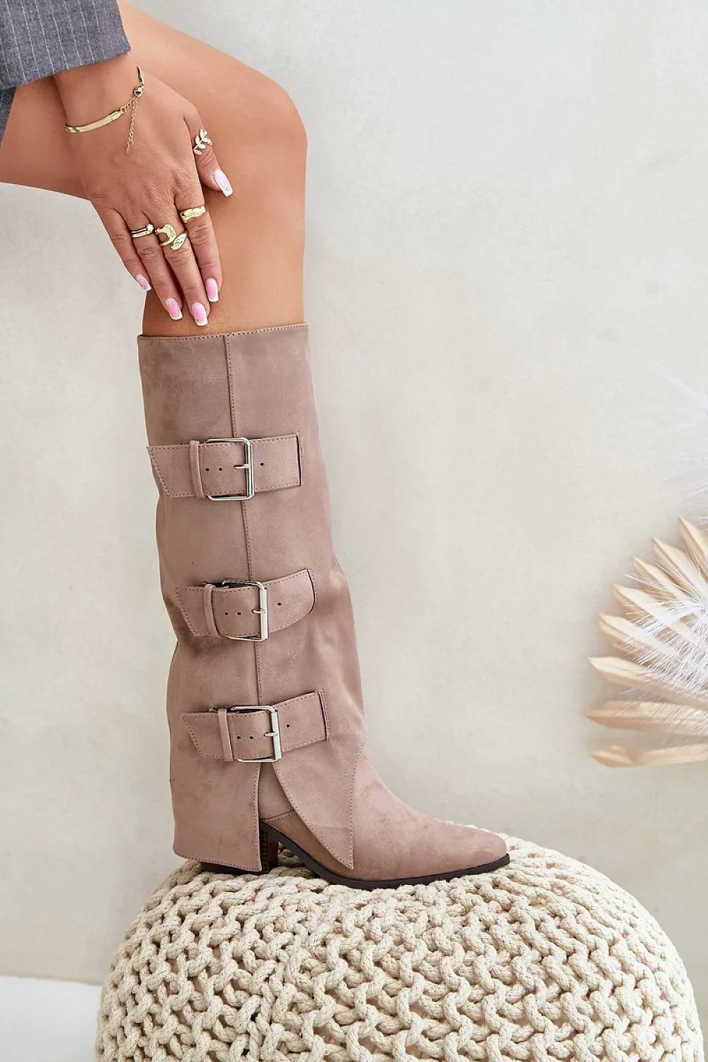 Heel boots