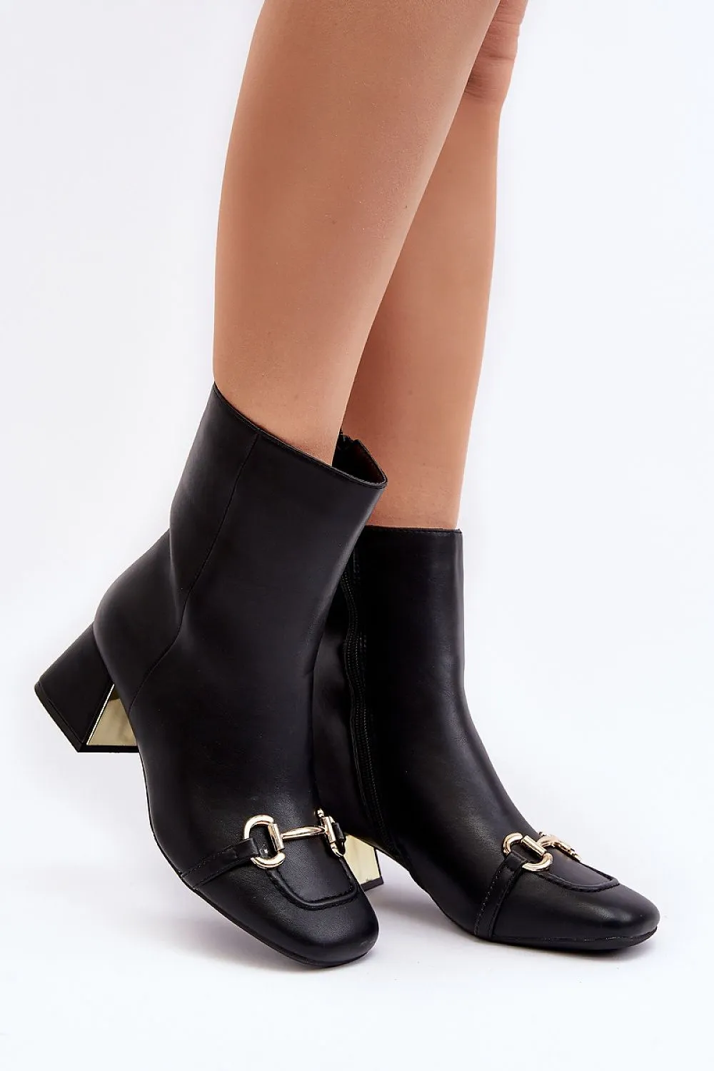 Heel boots