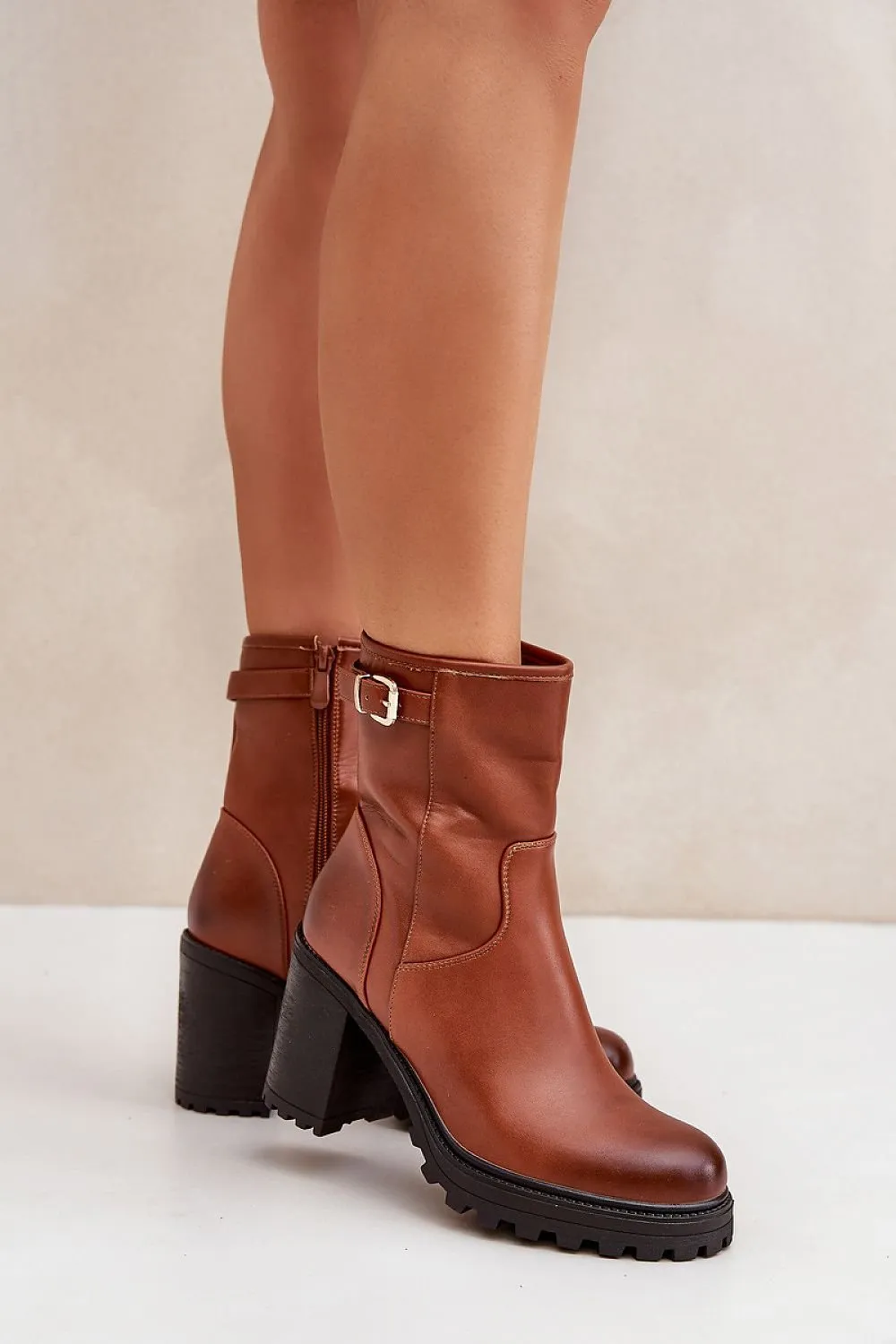 Heel boots