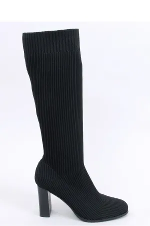 Heel boots
