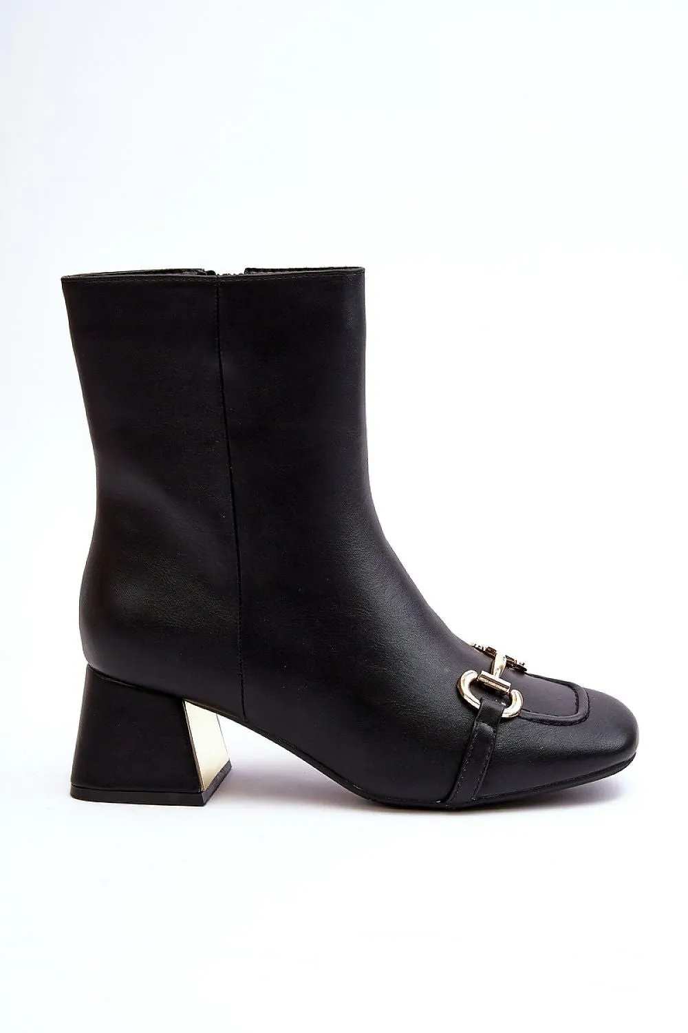 Heel boots