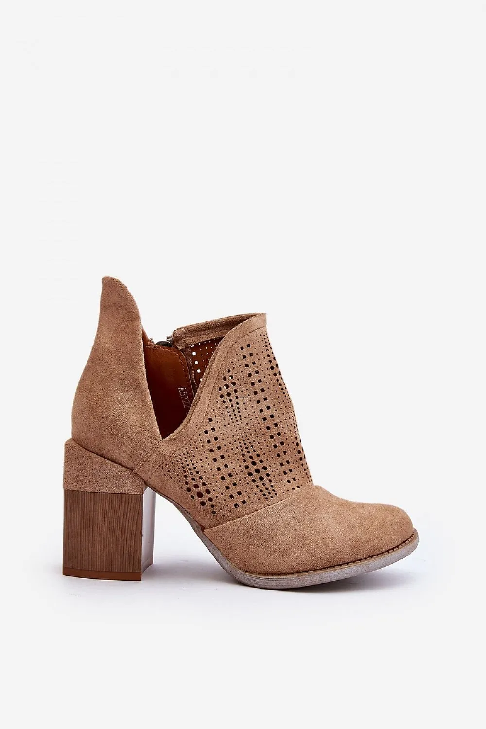 Heel boots